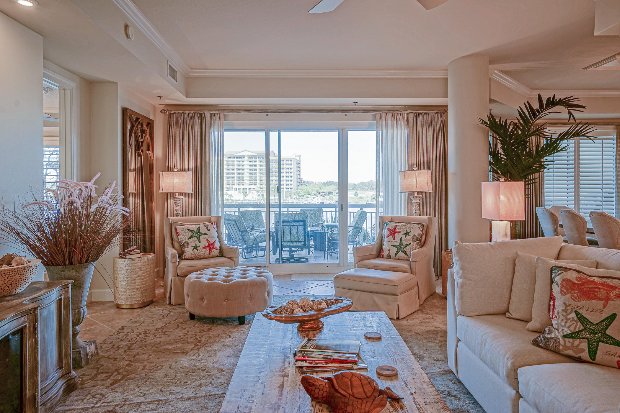 HARBOR LANDING - Residential