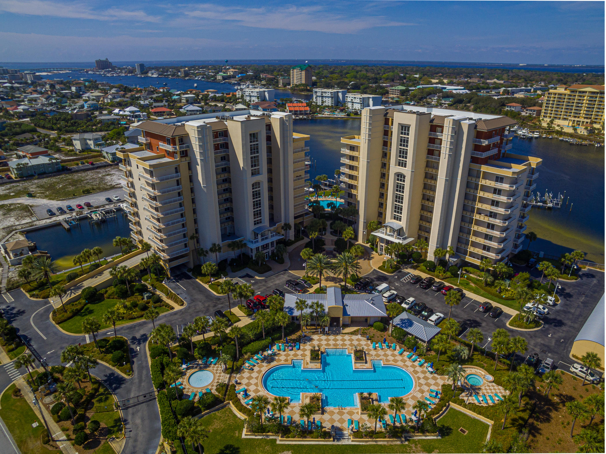 HARBOR LANDING - Residential