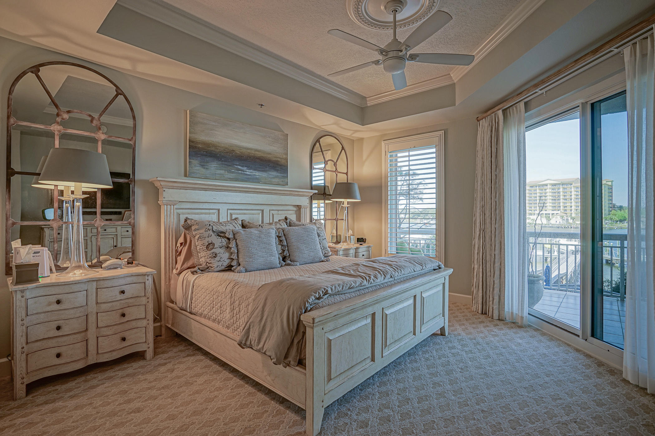 HARBOR LANDING - Residential