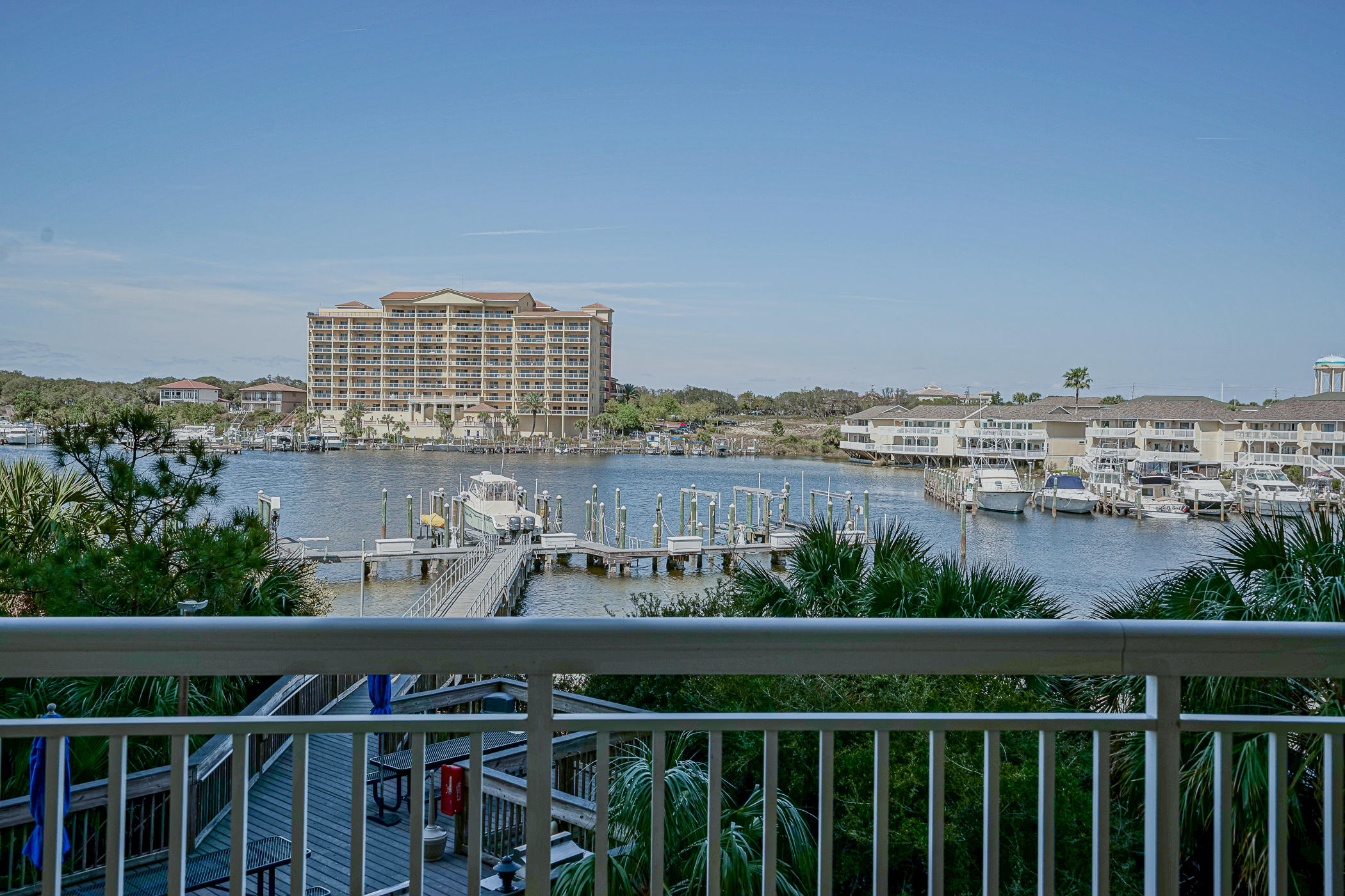 HARBOR LANDING - Residential