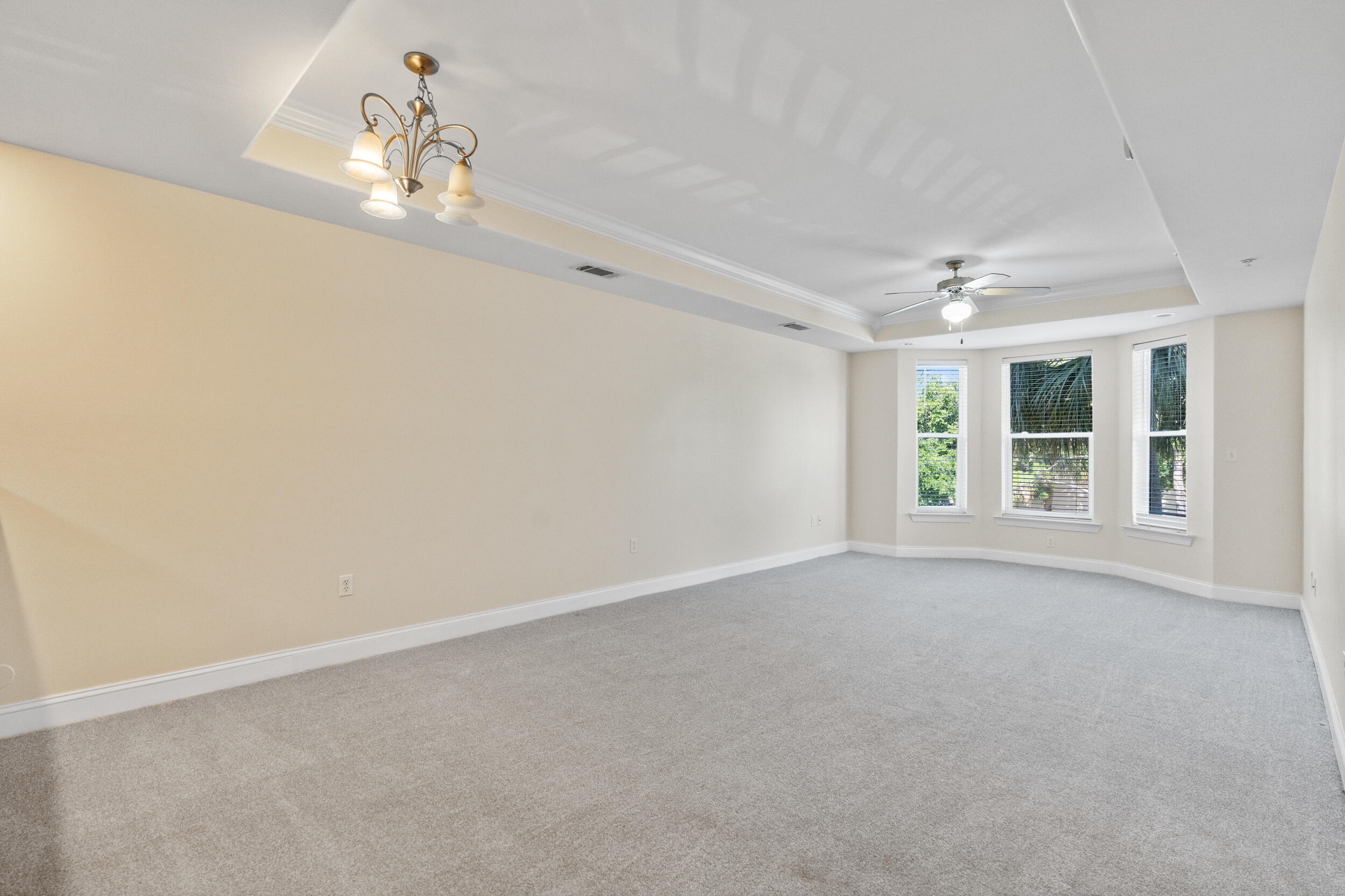 OLD BAY CONDO - Residential