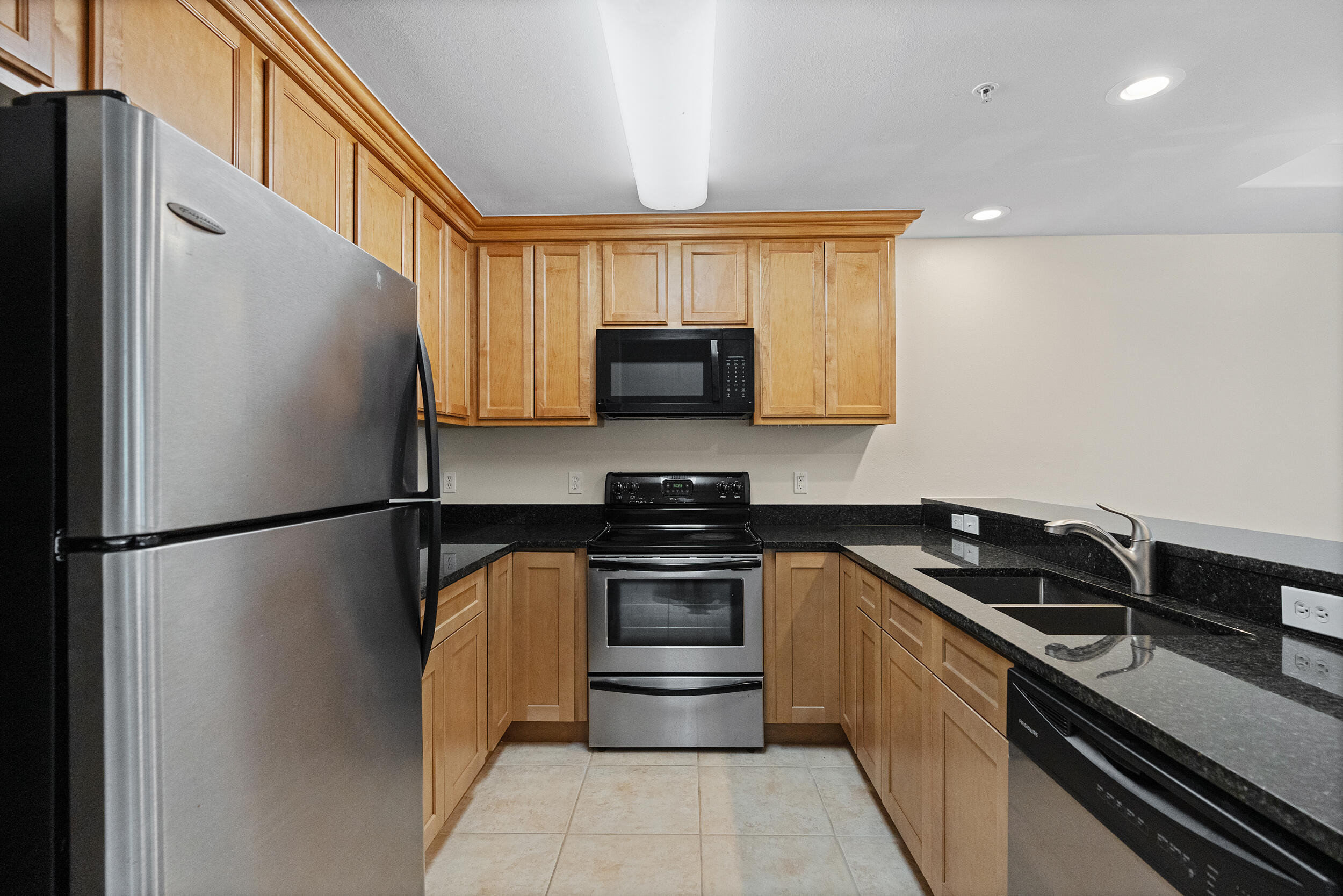 OLD BAY CONDO - Residential