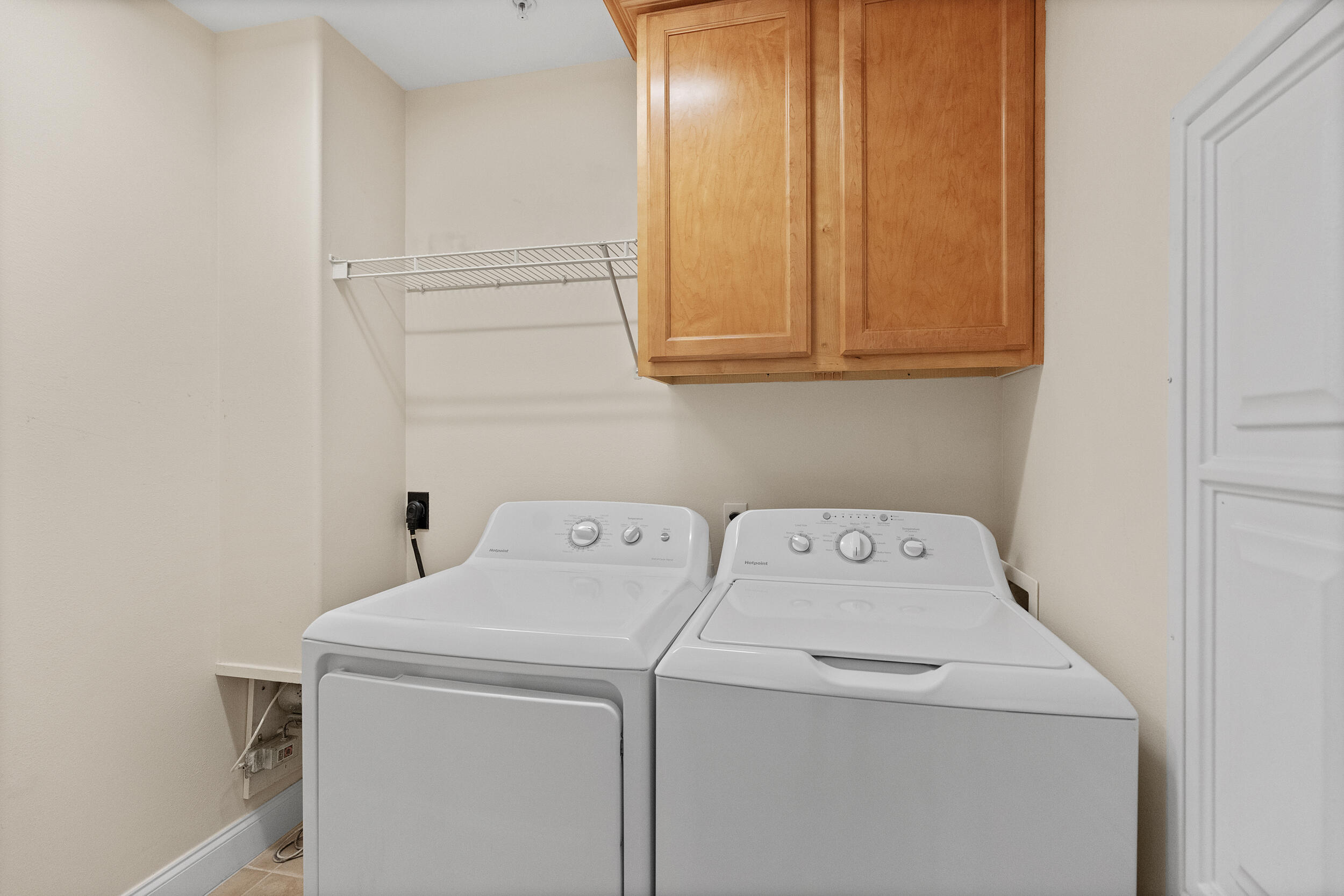 OLD BAY CONDO - Residential