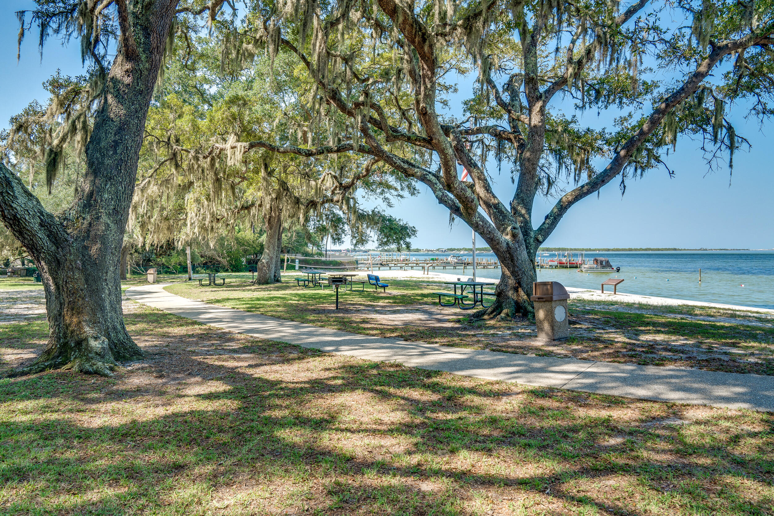 OLD BAY CONDO - Residential