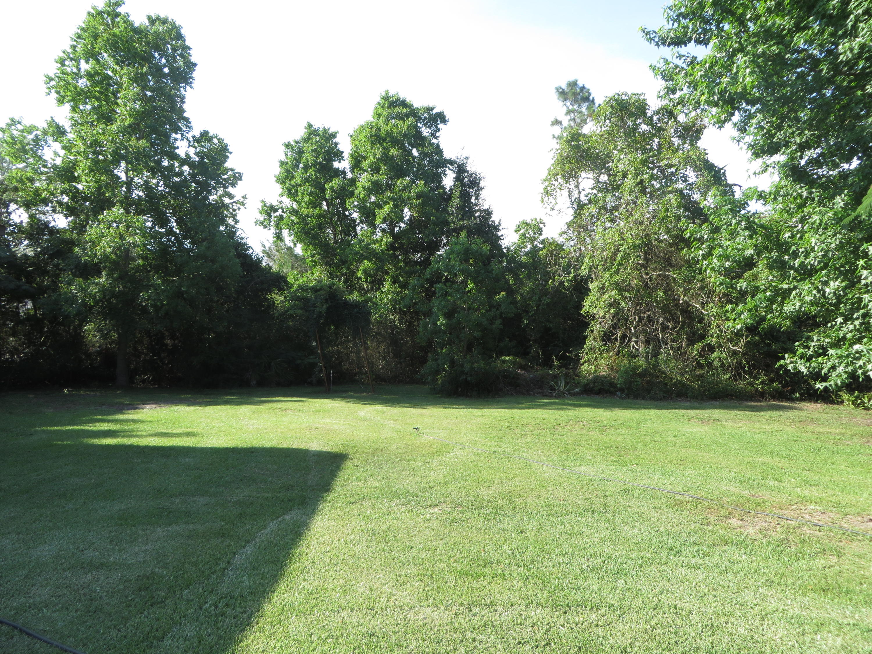 HICKORY SHORES - Residential