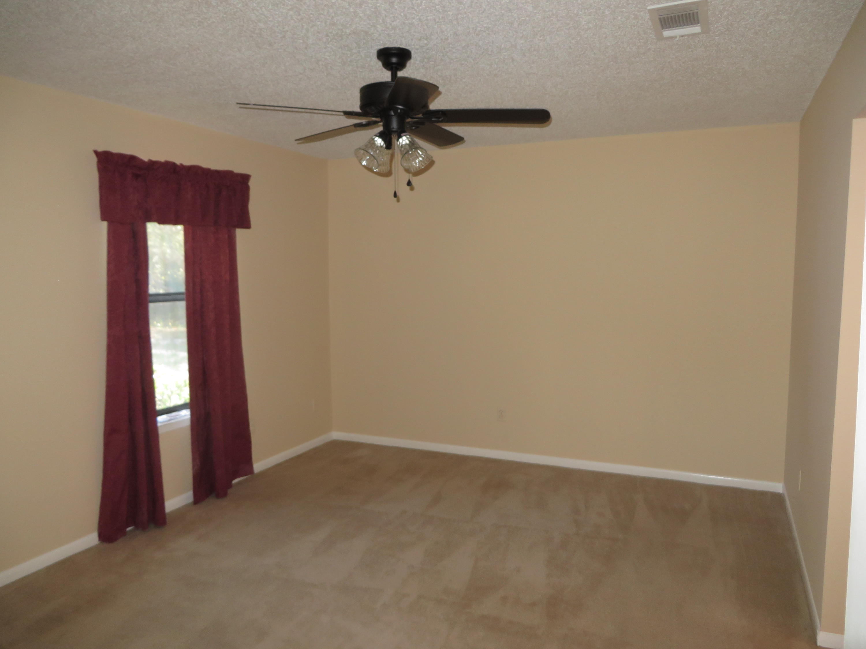 HICKORY SHORES - Residential