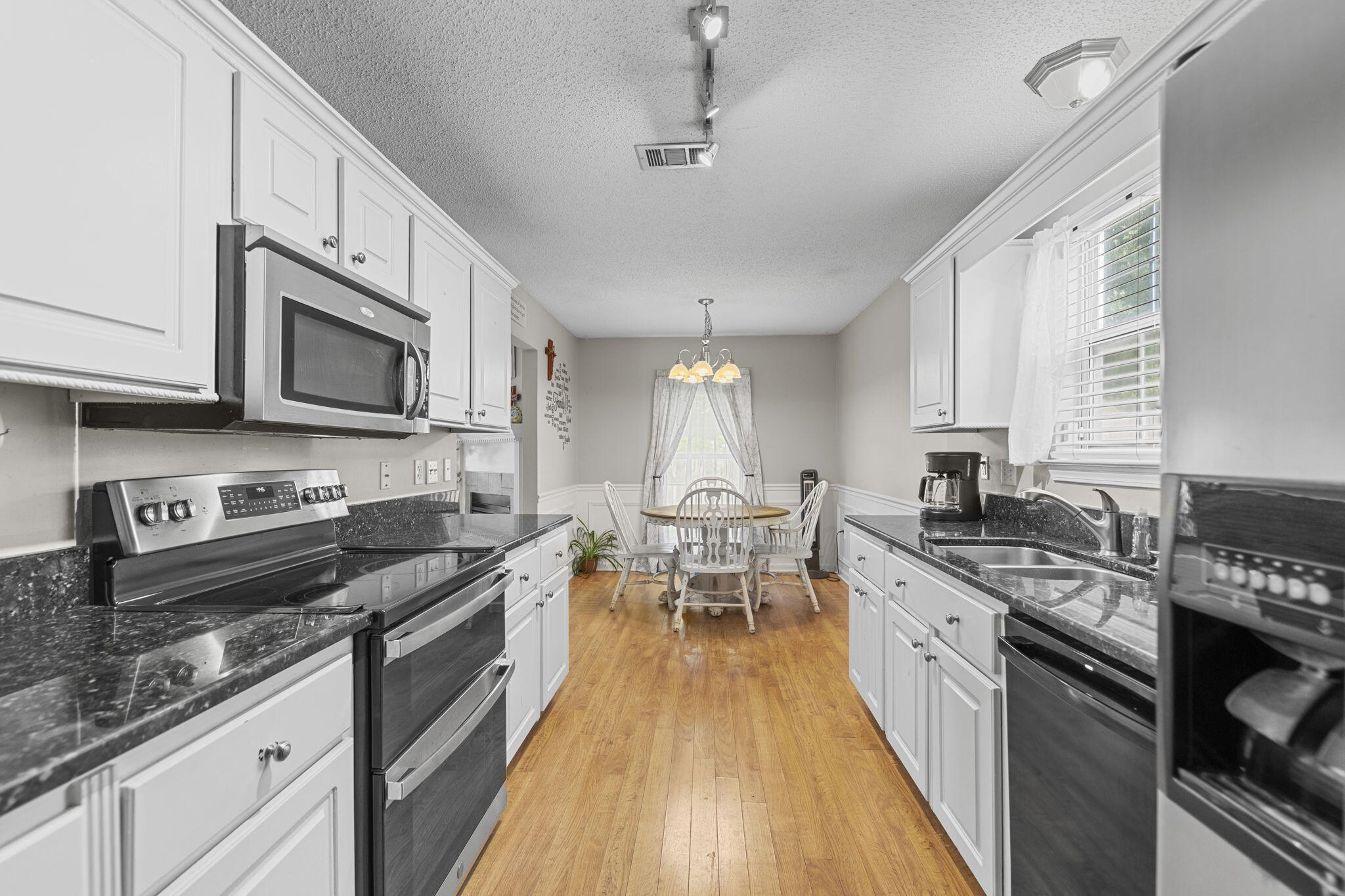 HUNTERS RUN S/D - Residential