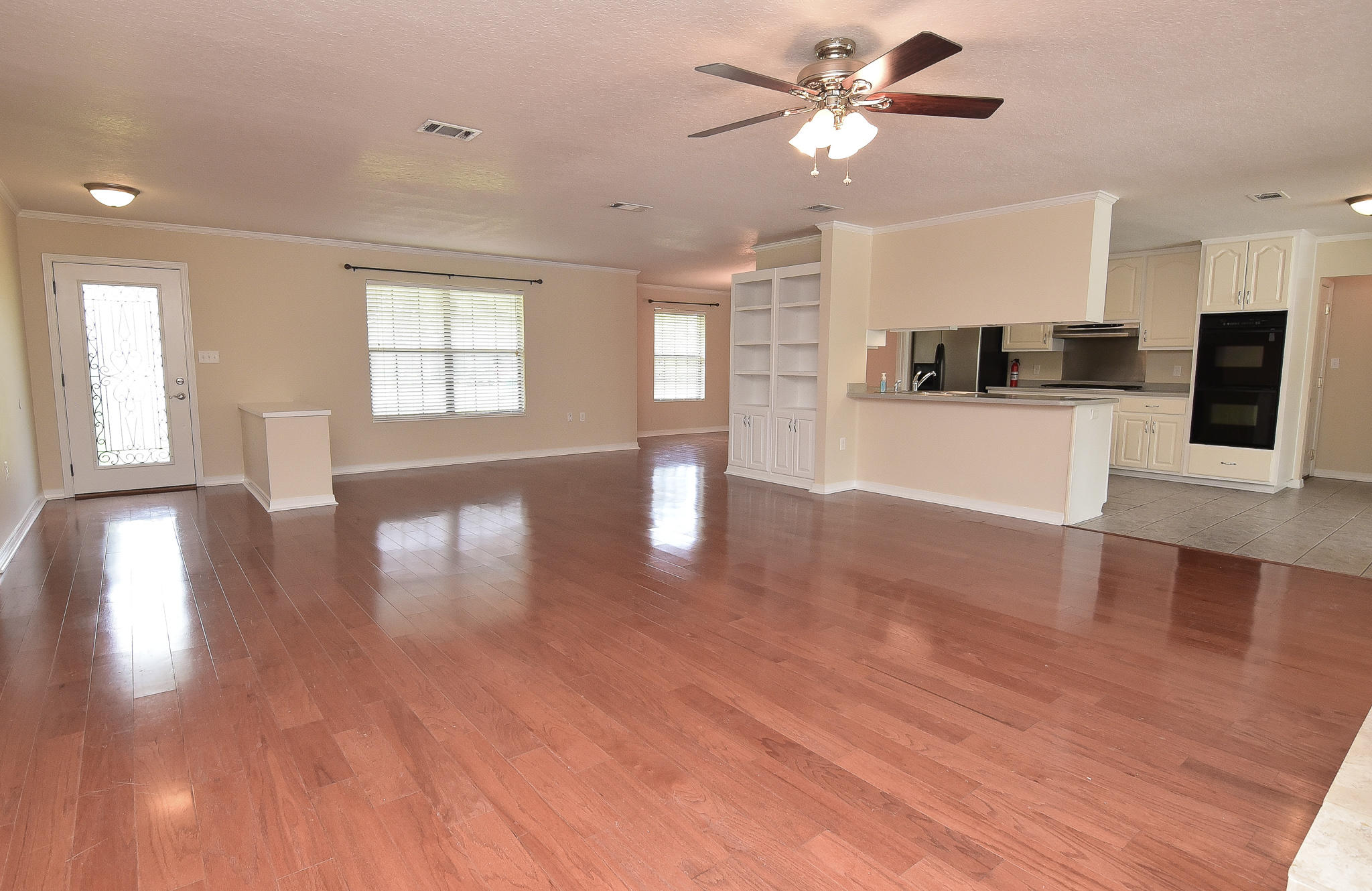 LAKE LORRAINE ESTATES 3 - Residential