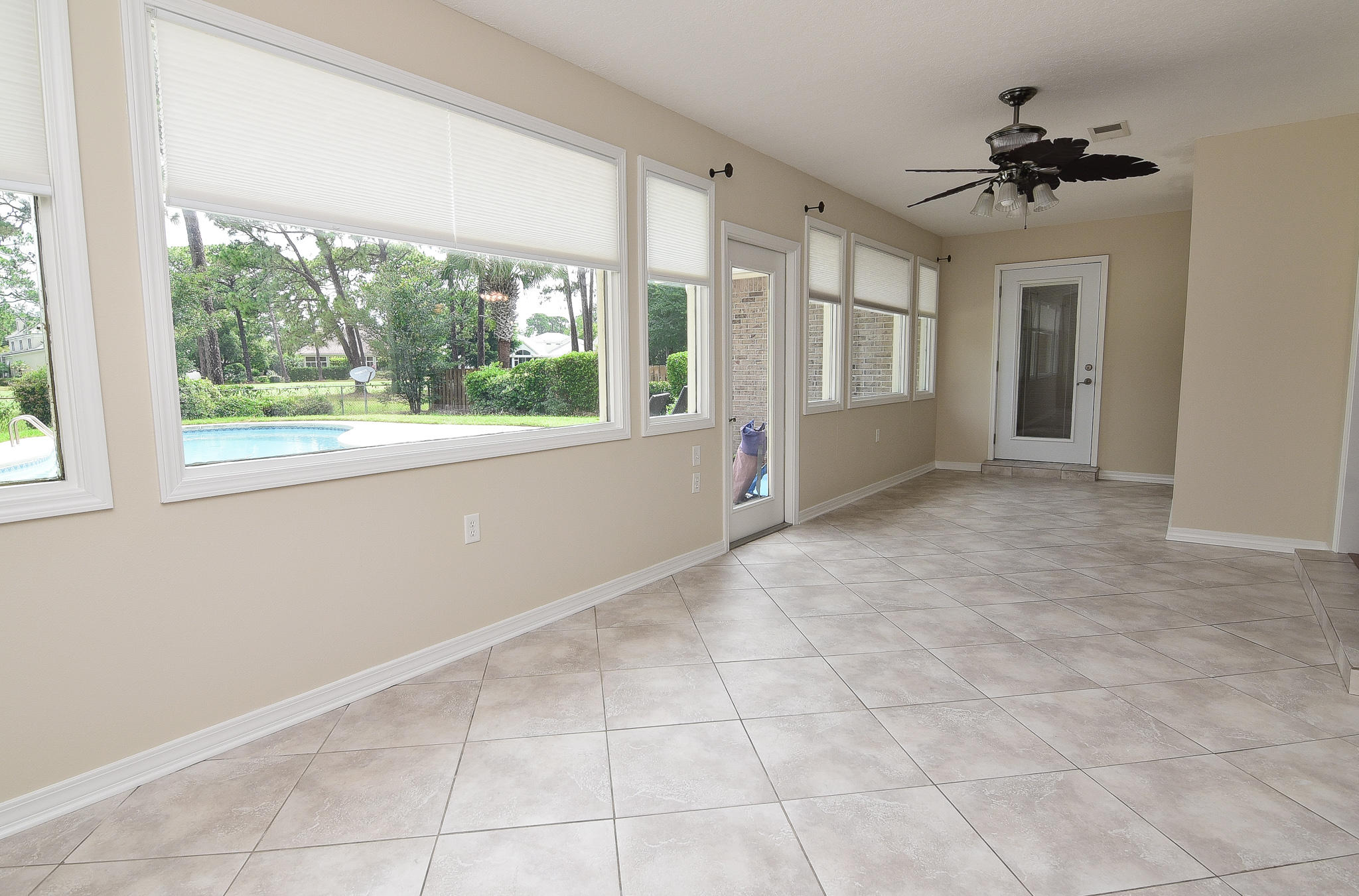 LAKE LORRAINE ESTATES 3 - Residential