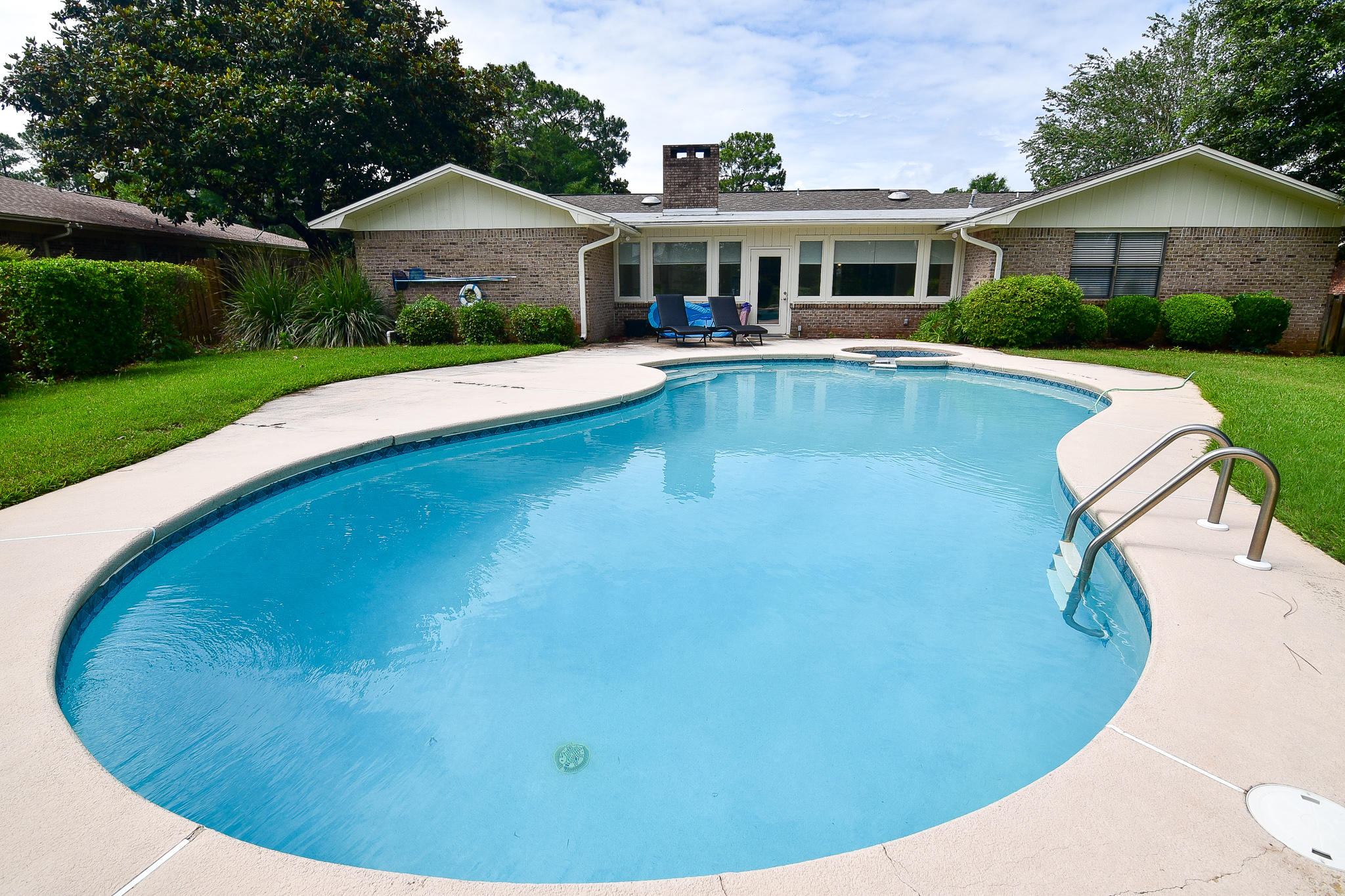 LAKE LORRAINE ESTATES 3 - Residential