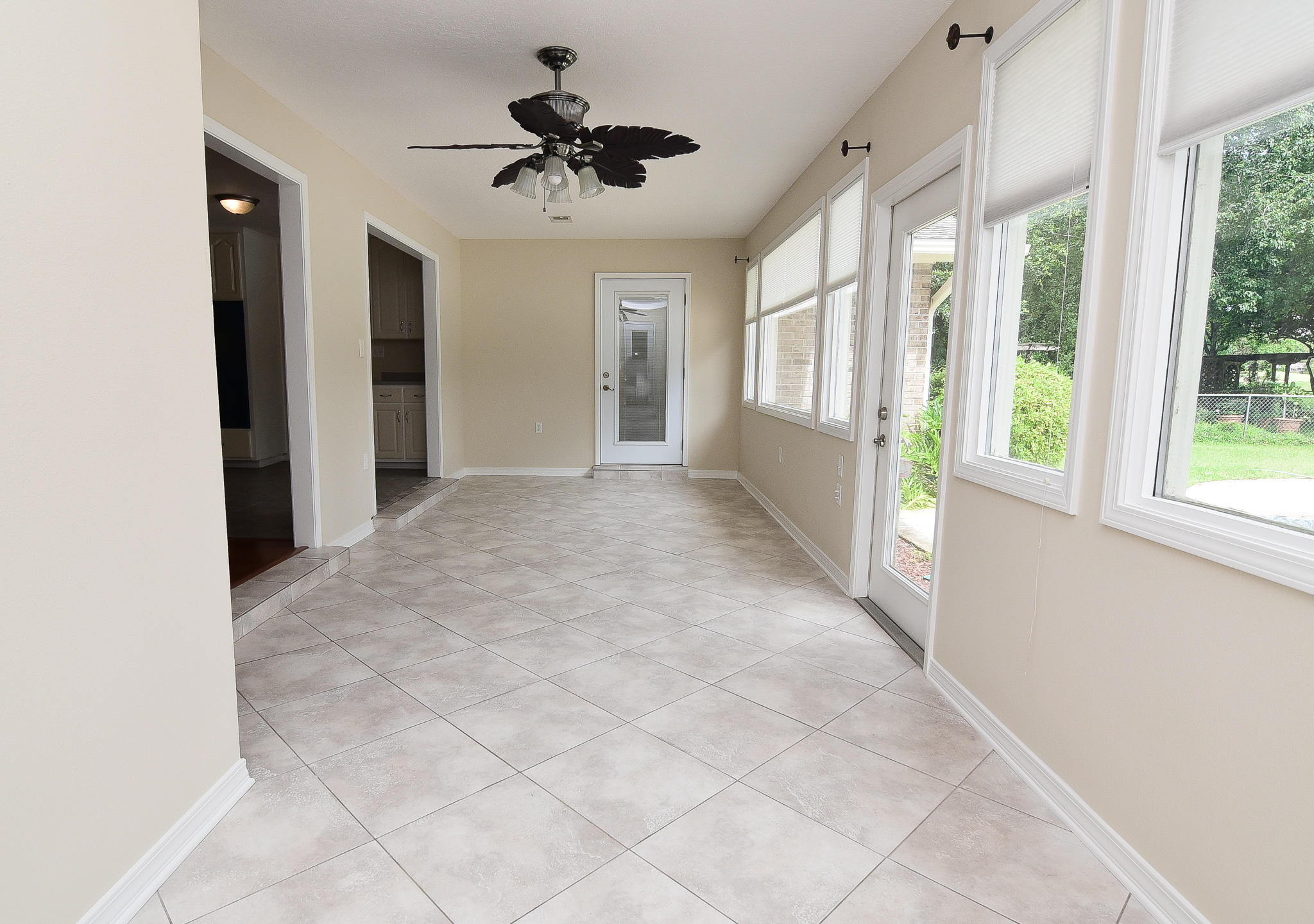 LAKE LORRAINE ESTATES 3 - Residential