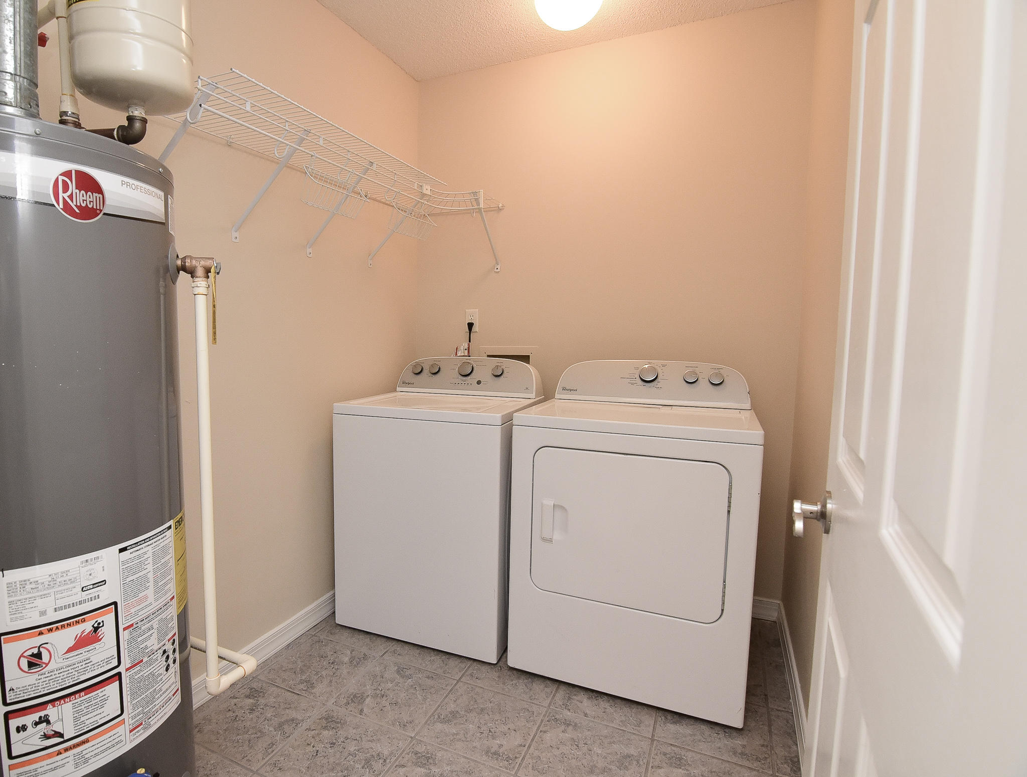 LAKE LORRAINE ESTATES 3 - Residential