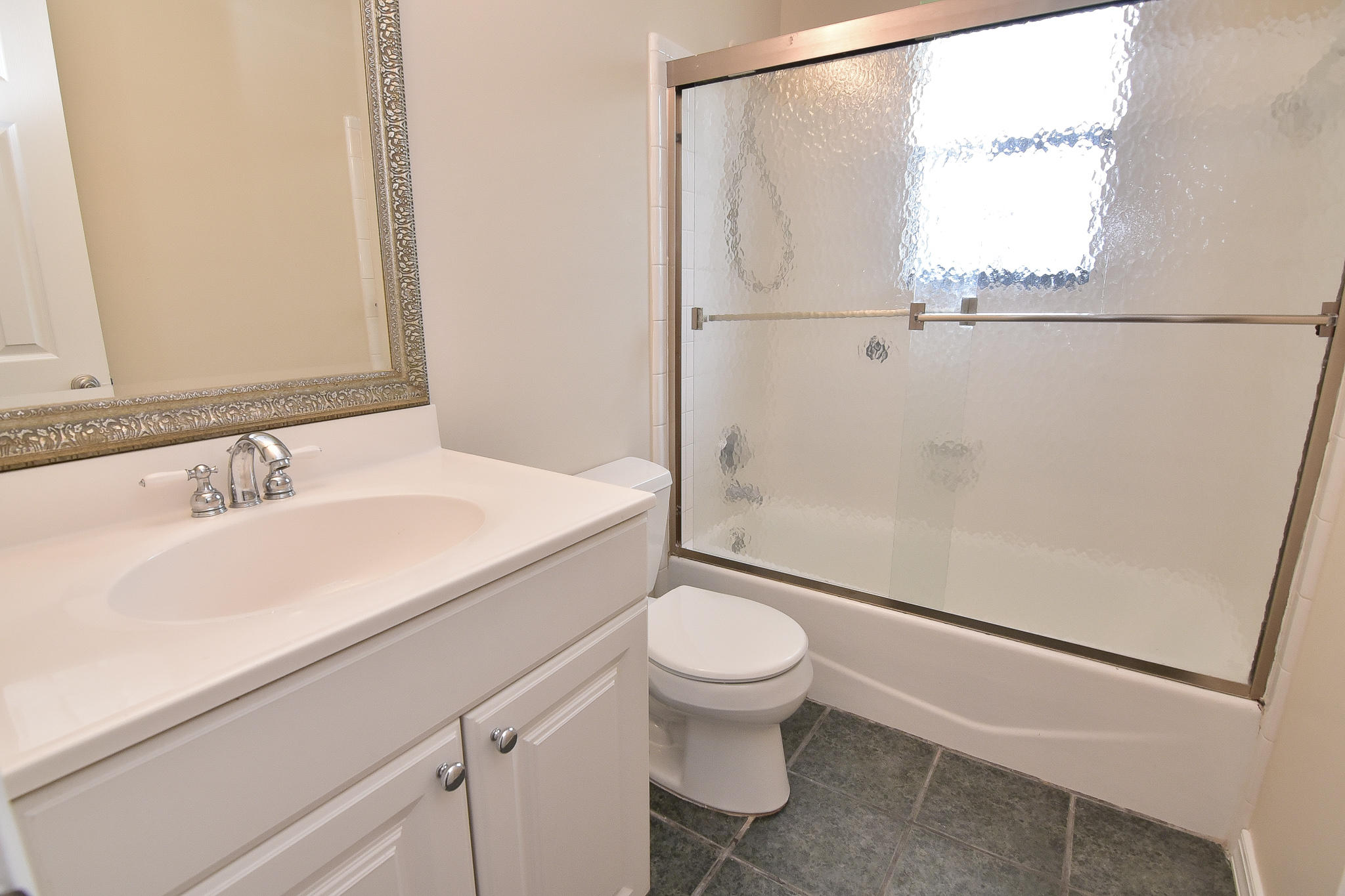 LAKE LORRAINE ESTATES 3 - Residential