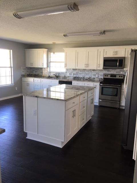 RIVERCHASE PH III - Residential