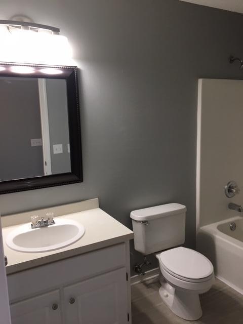 RIVERCHASE PH III - Residential