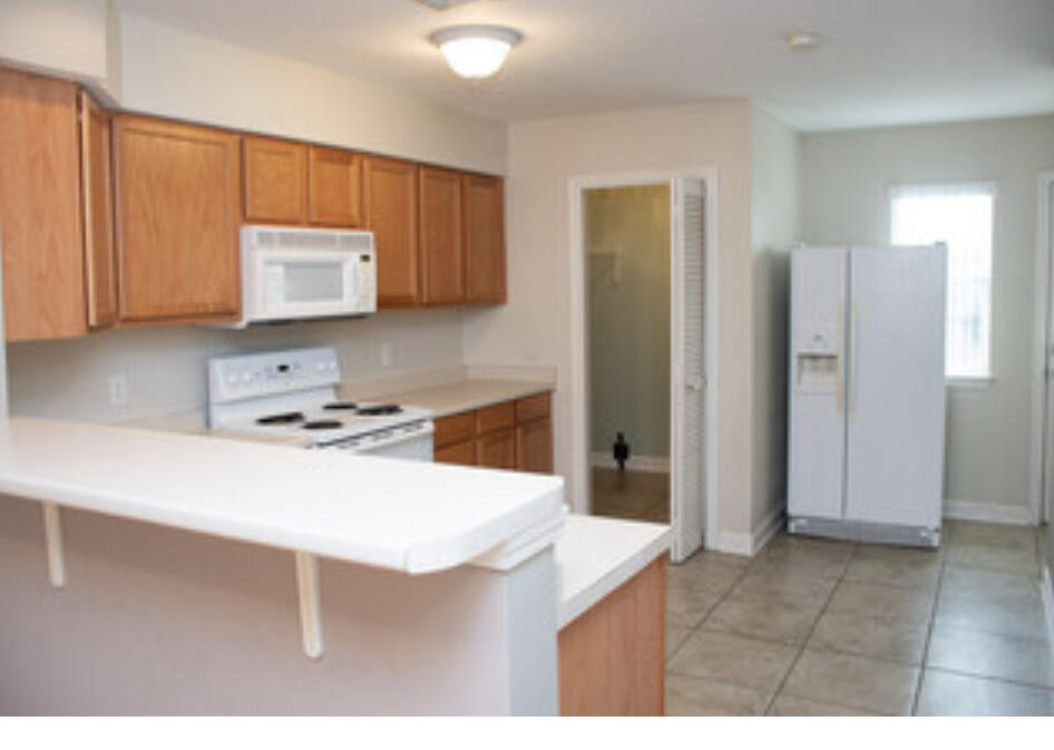 SHAYLIN T/H - Residential Lease