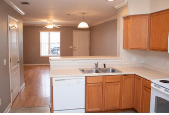 SHAYLIN T/H - Residential Lease