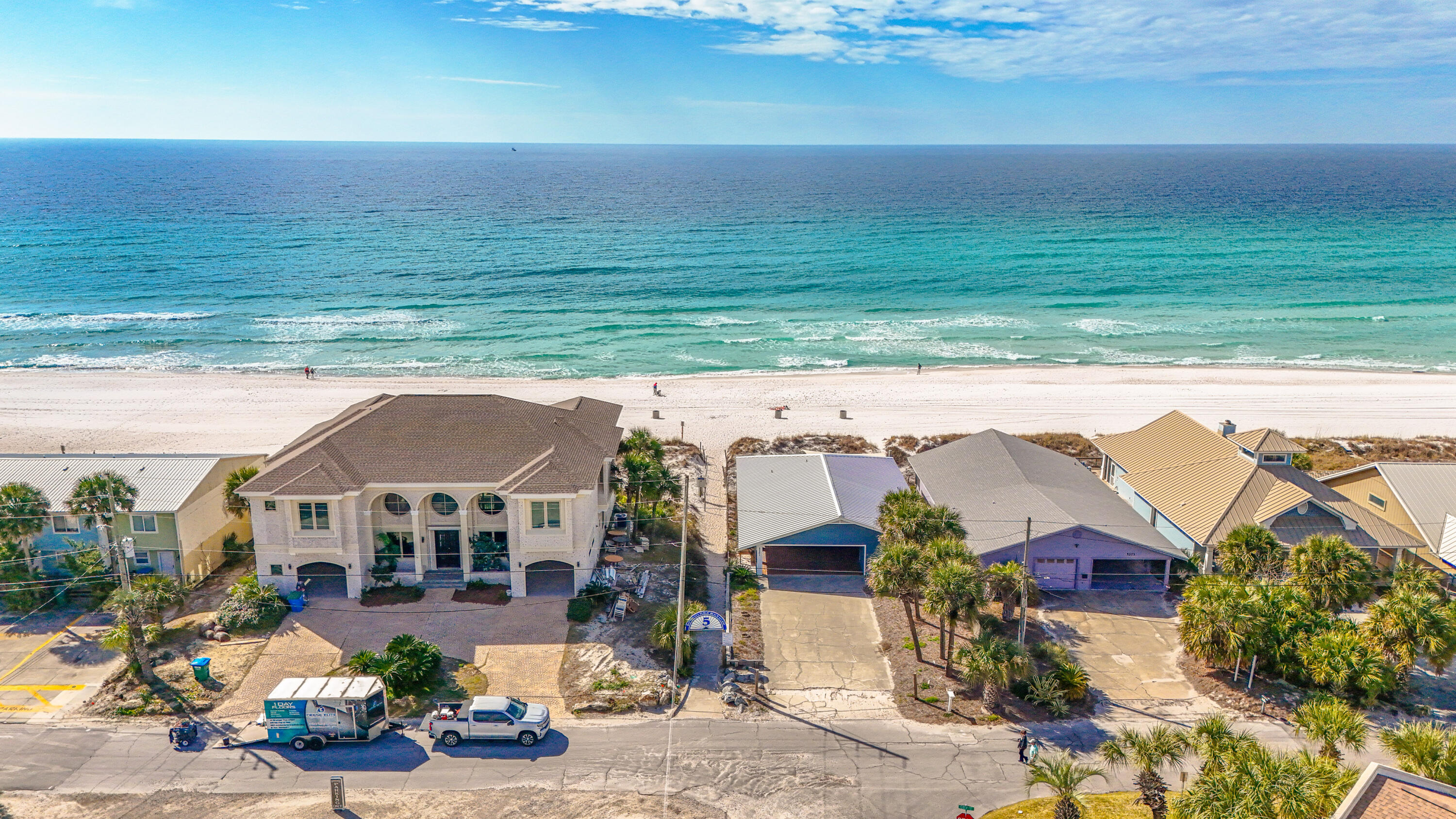 TREASURE ISLAND - Residential