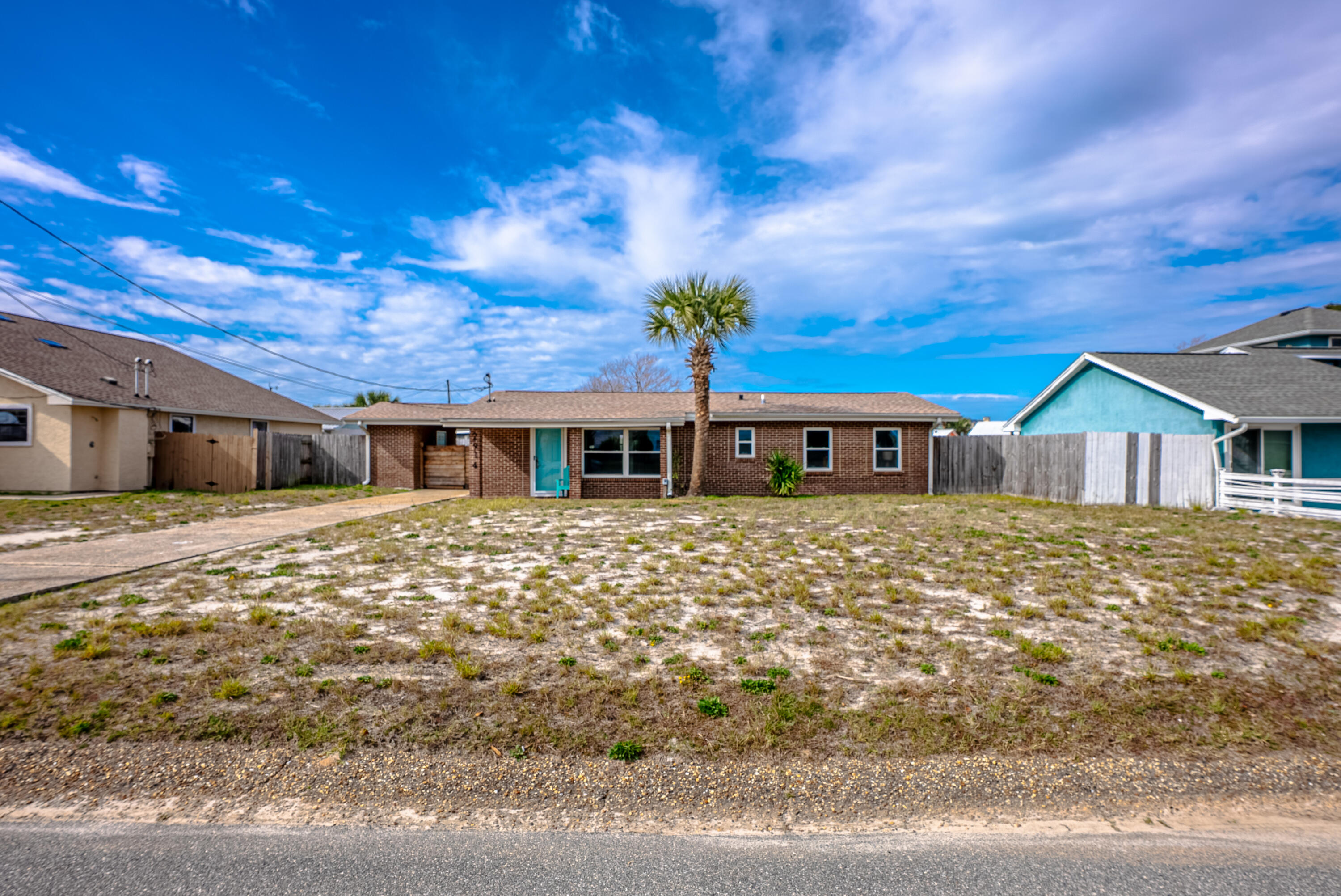 TREASURE ISLAND - Residential