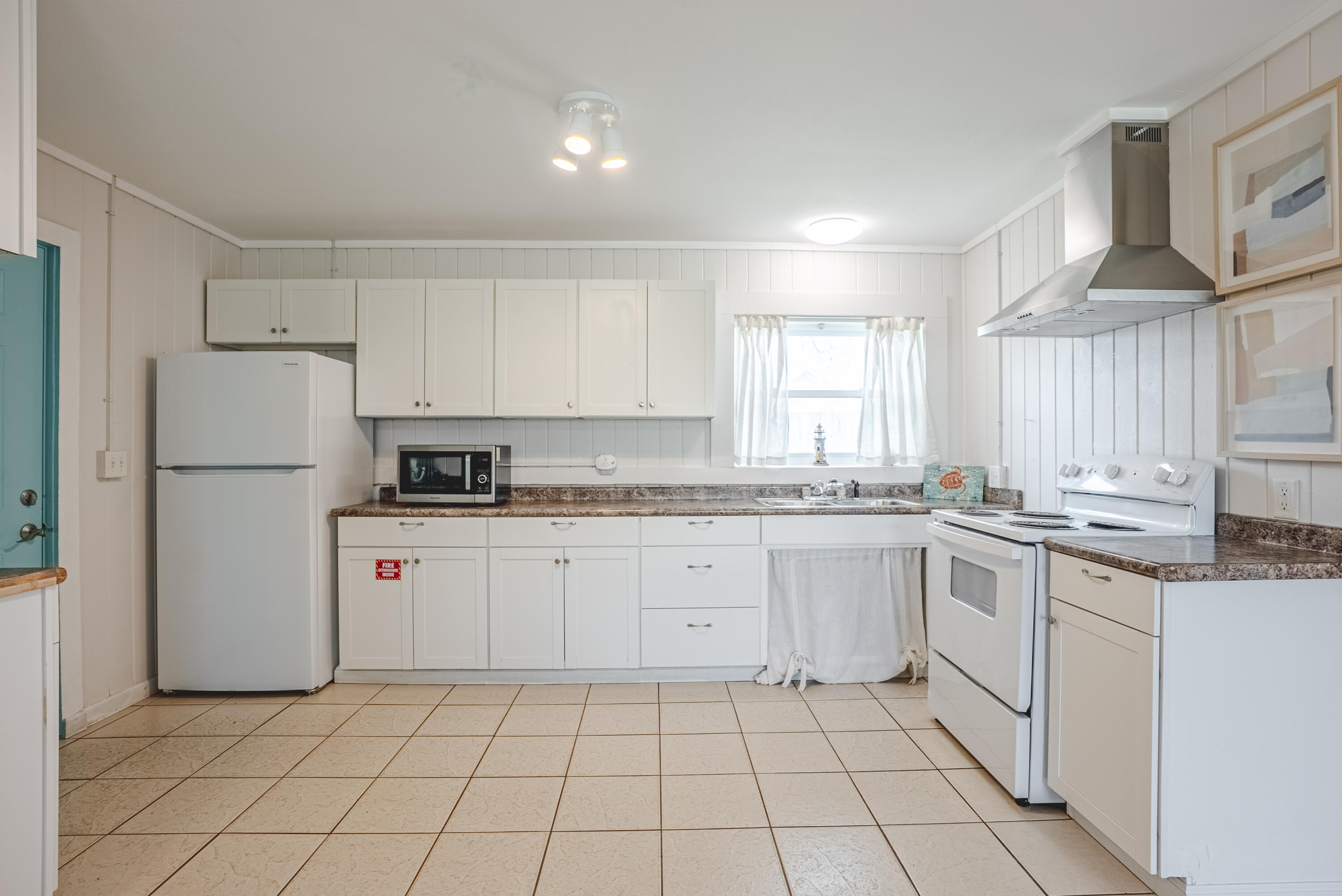 TREASURE ISLAND - Residential