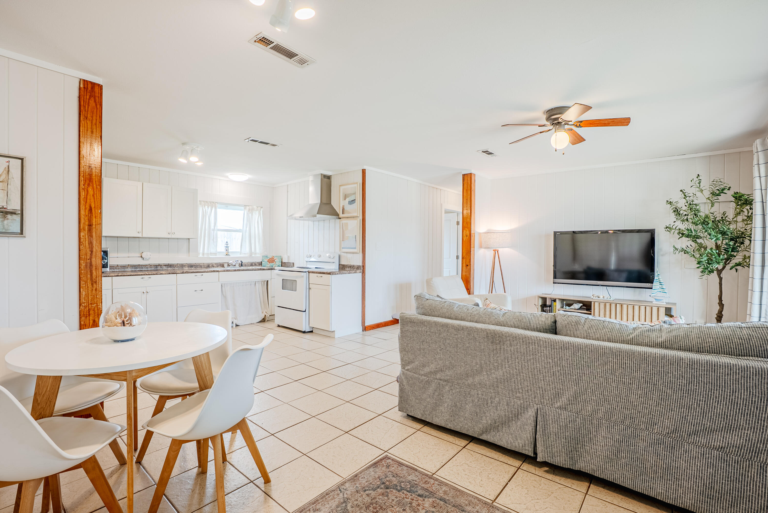 TREASURE ISLAND - Residential