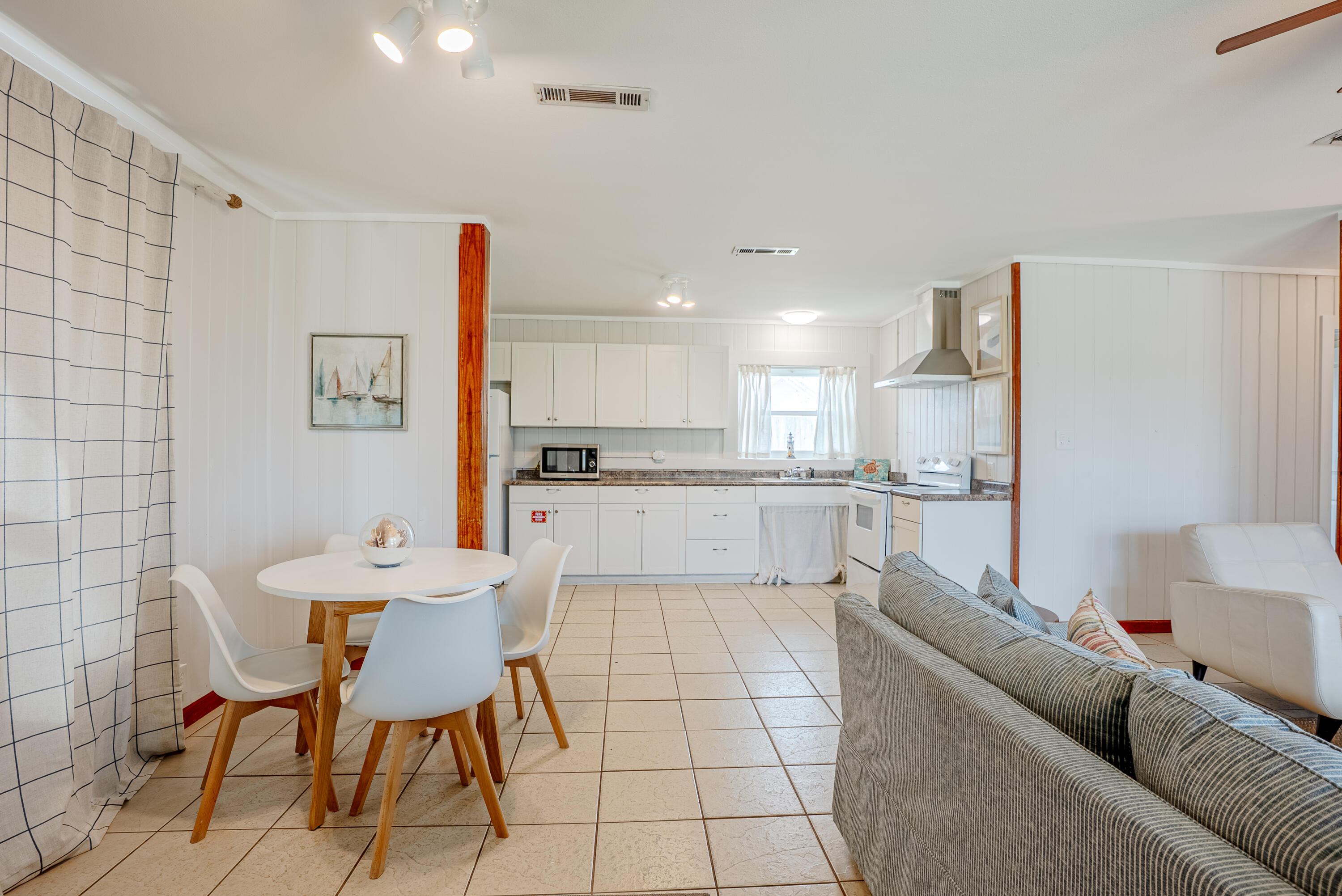 TREASURE ISLAND - Residential