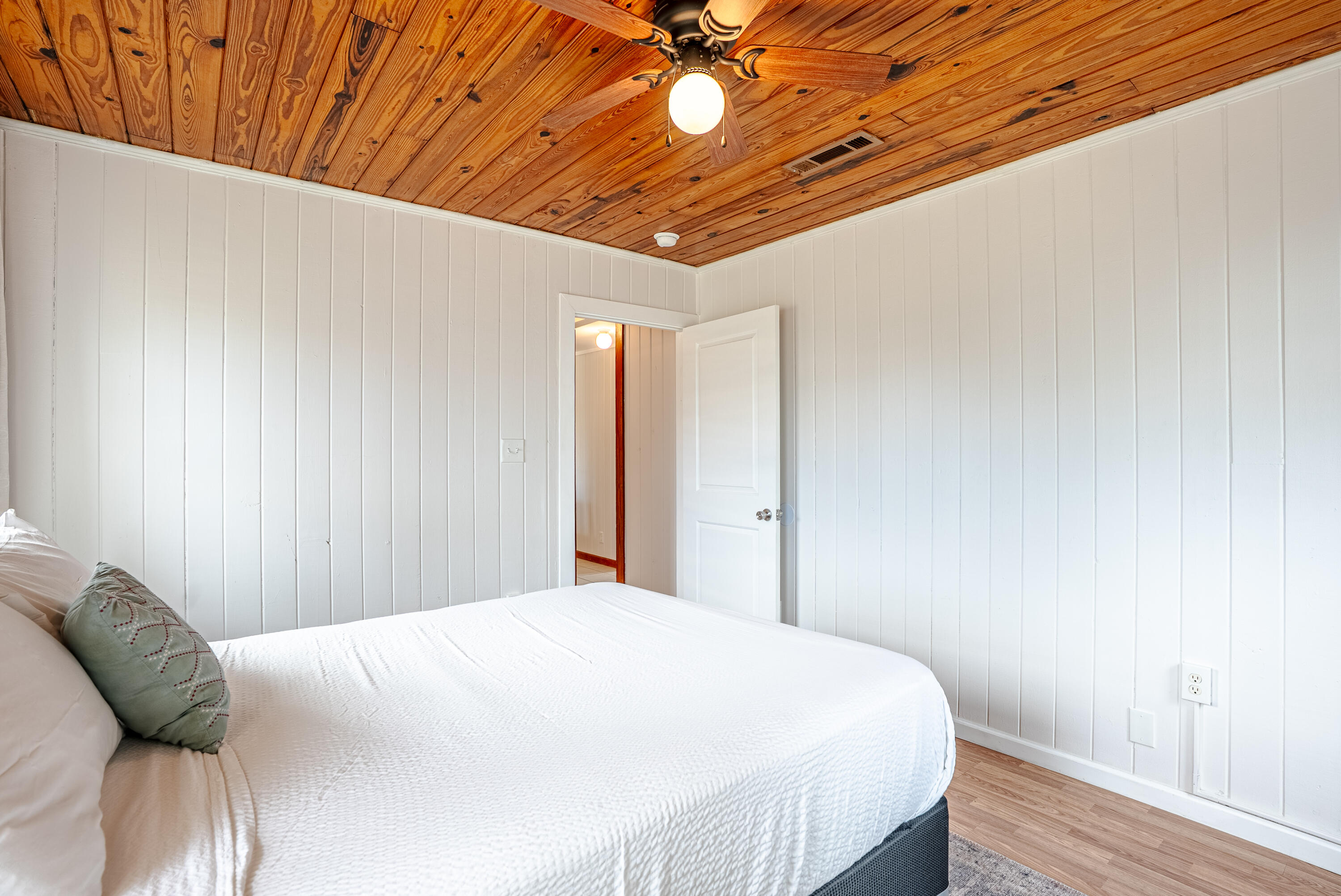 TREASURE ISLAND - Residential