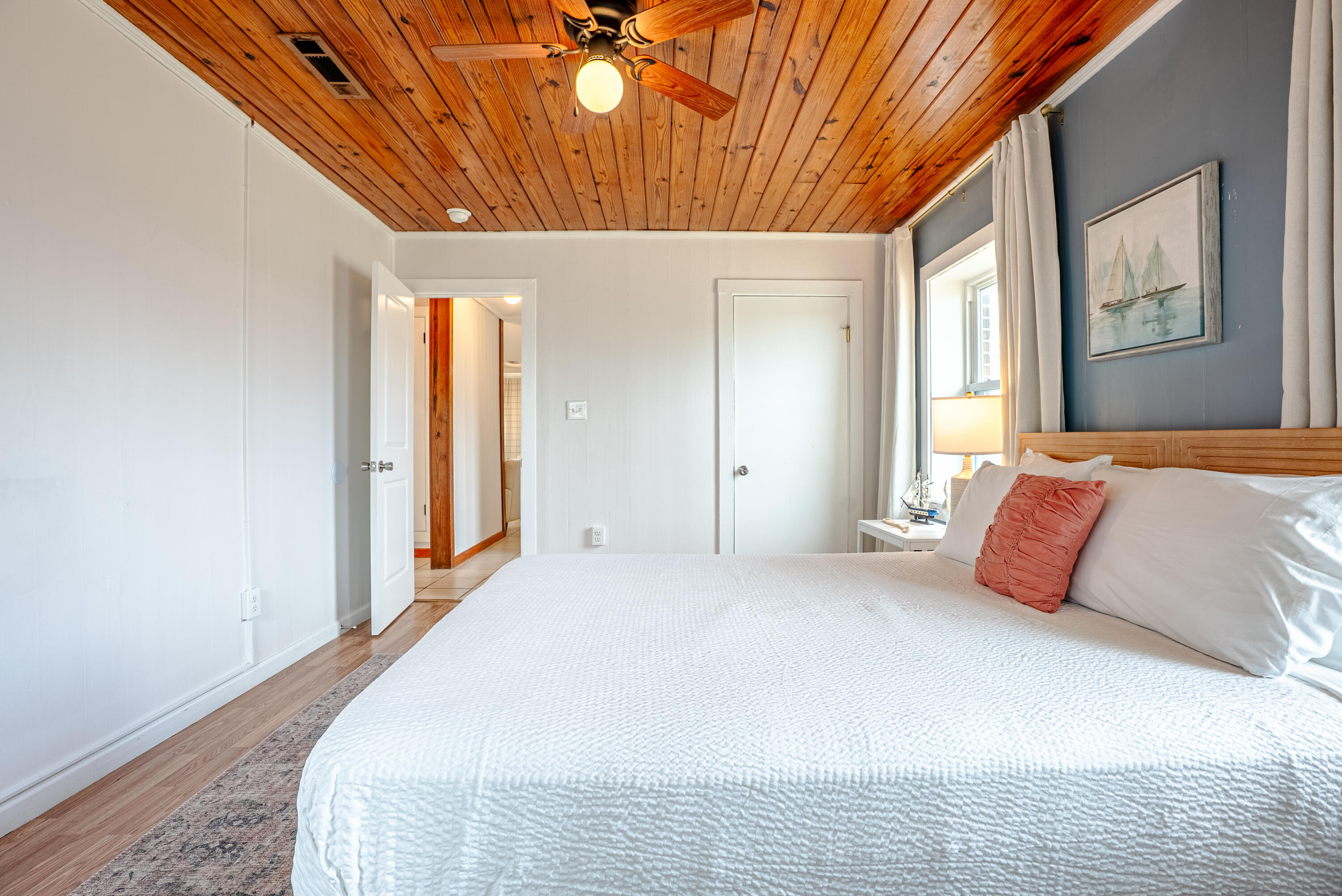 TREASURE ISLAND - Residential