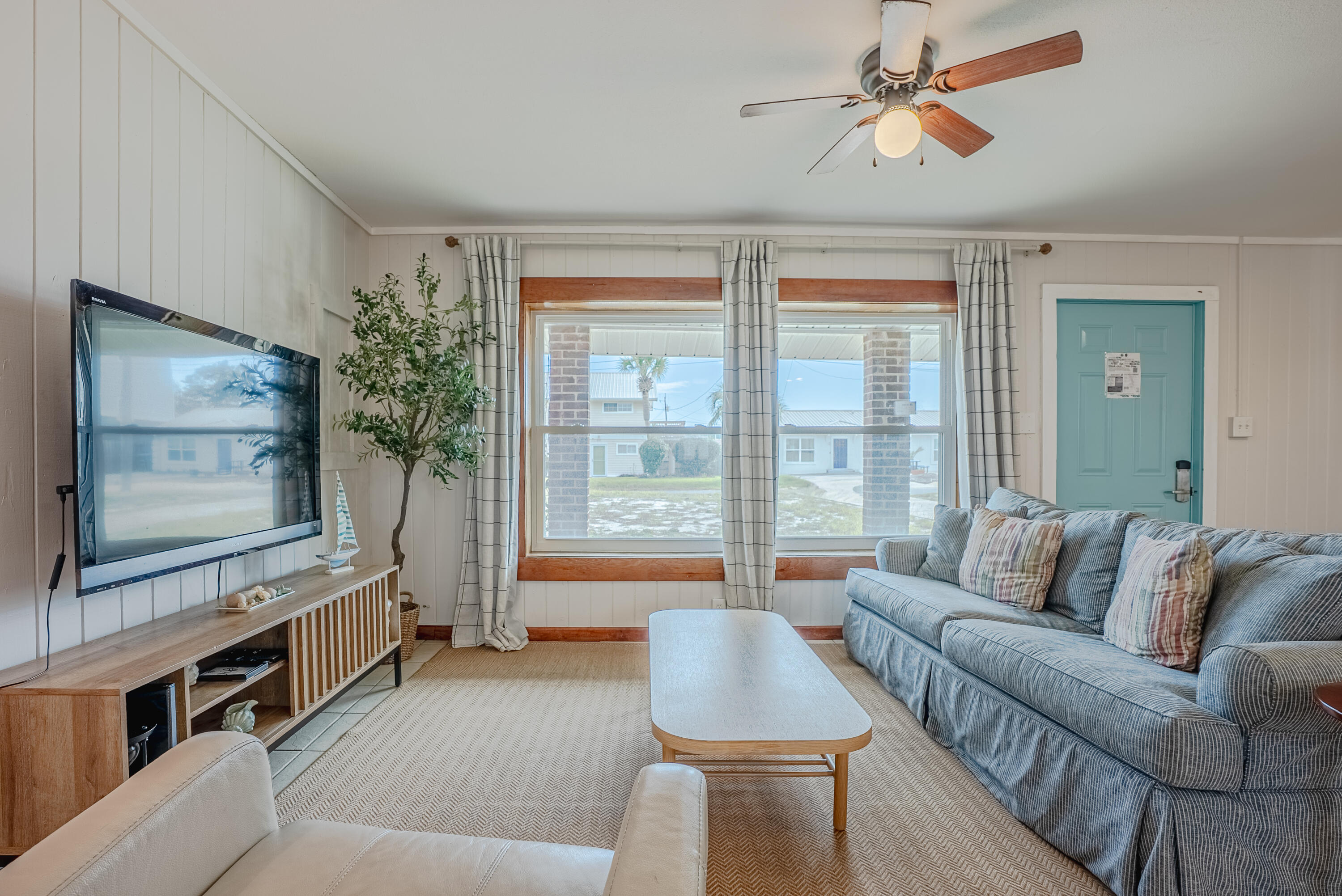 TREASURE ISLAND - Residential