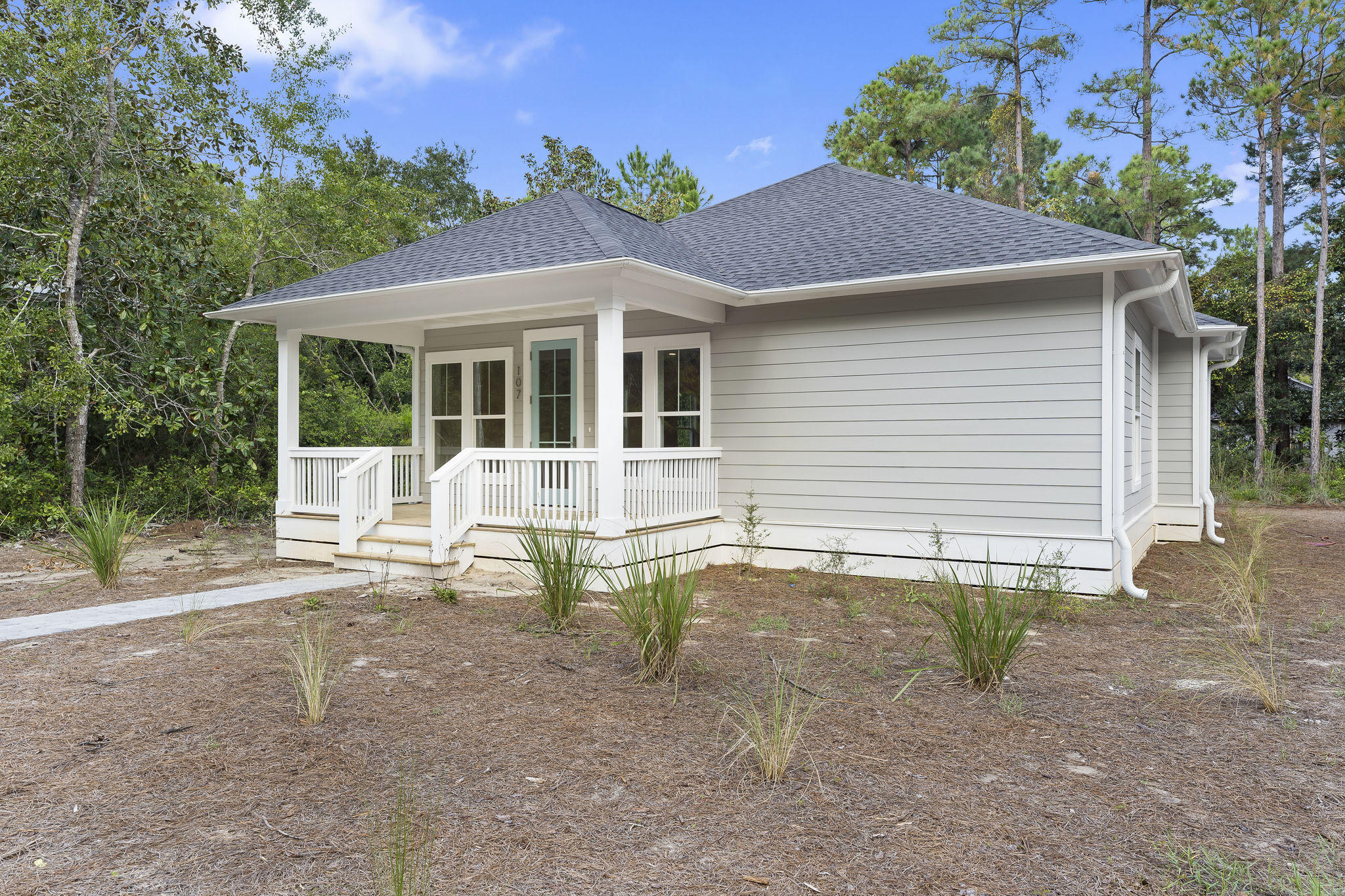 MAGNOLIA BEACH - Residential