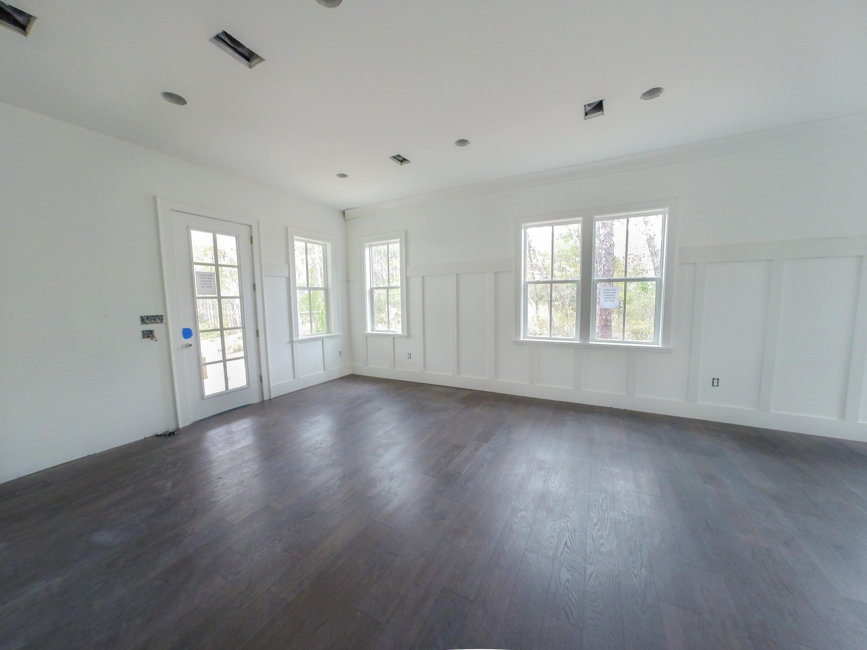 LAKESIDE AT BLUE MOUNTAIN BEACH - Residential