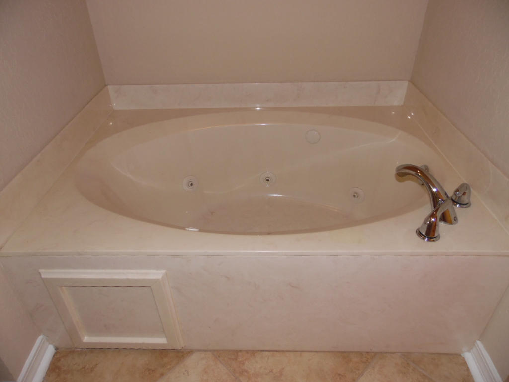 EMERALD LAKES PH 1 - Residential