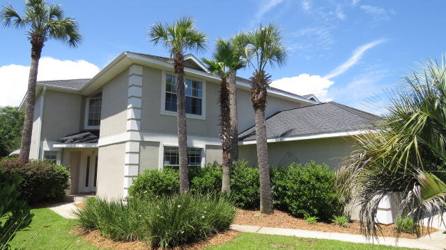 EMERALD LAKES PH 1 - Residential