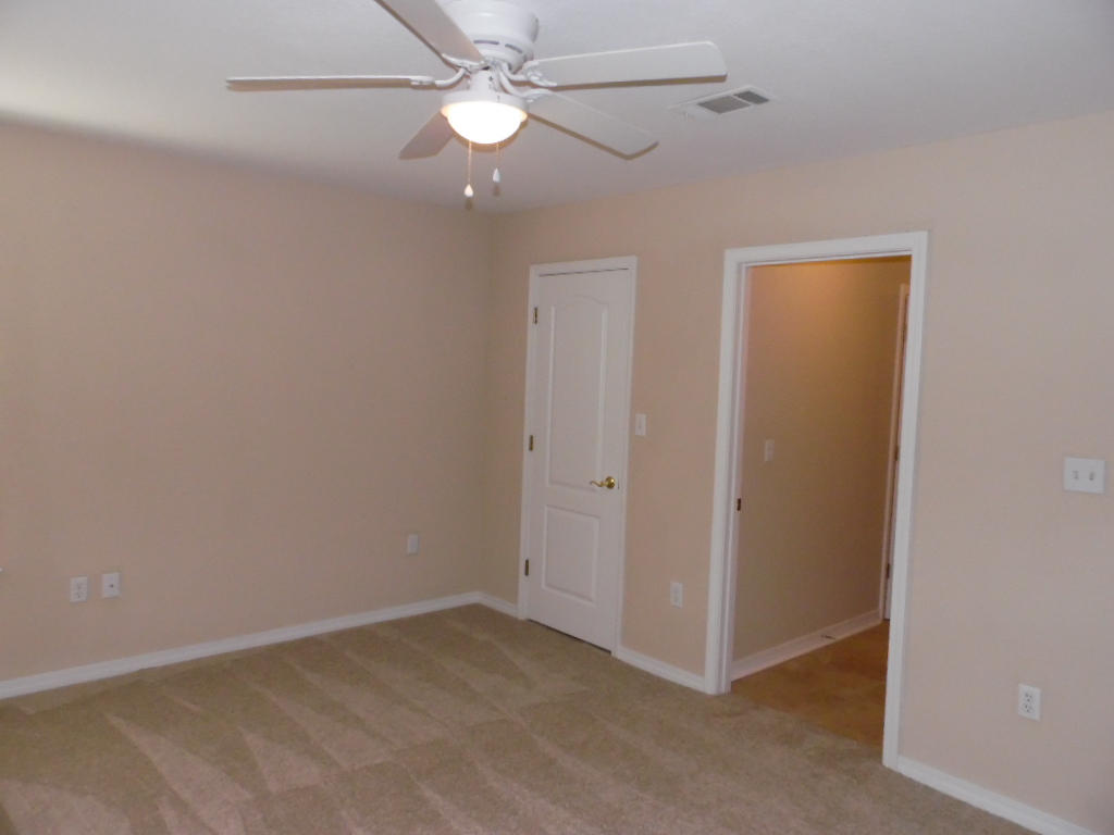 EMERALD LAKES PH 1 - Residential