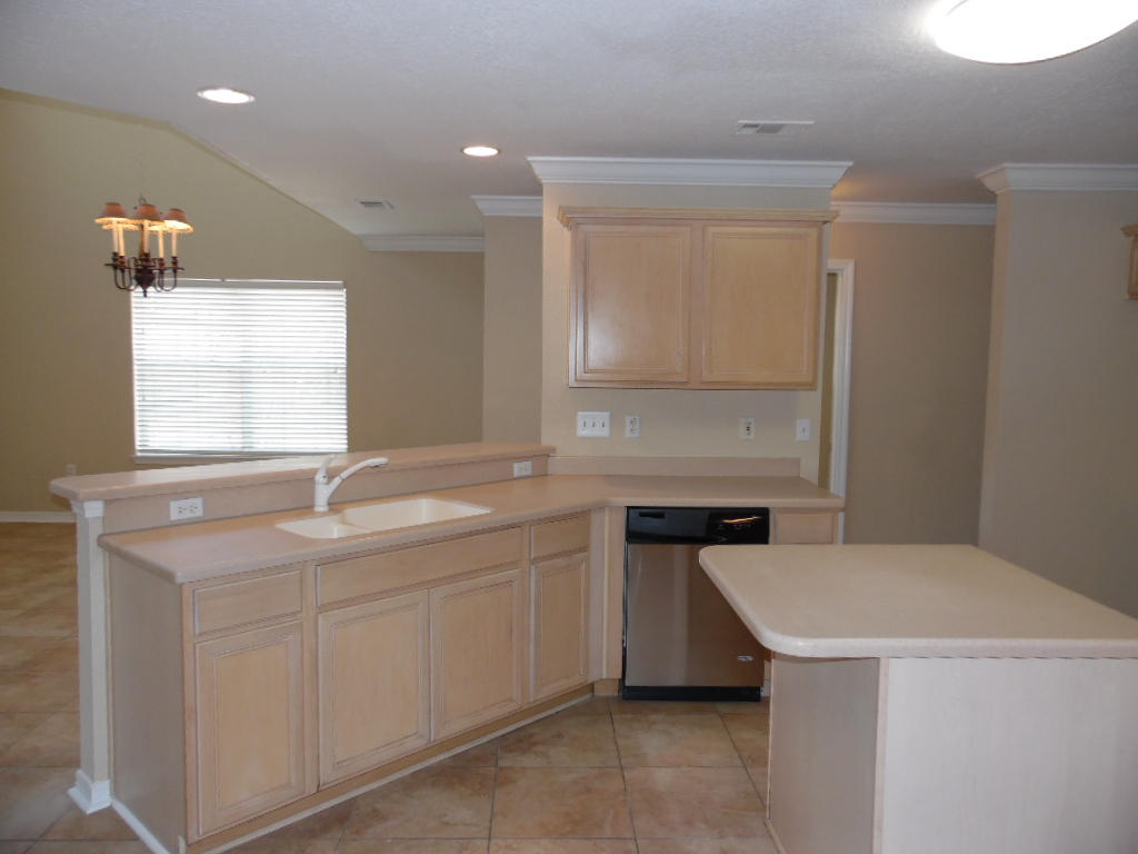 EMERALD LAKES PH 1 - Residential