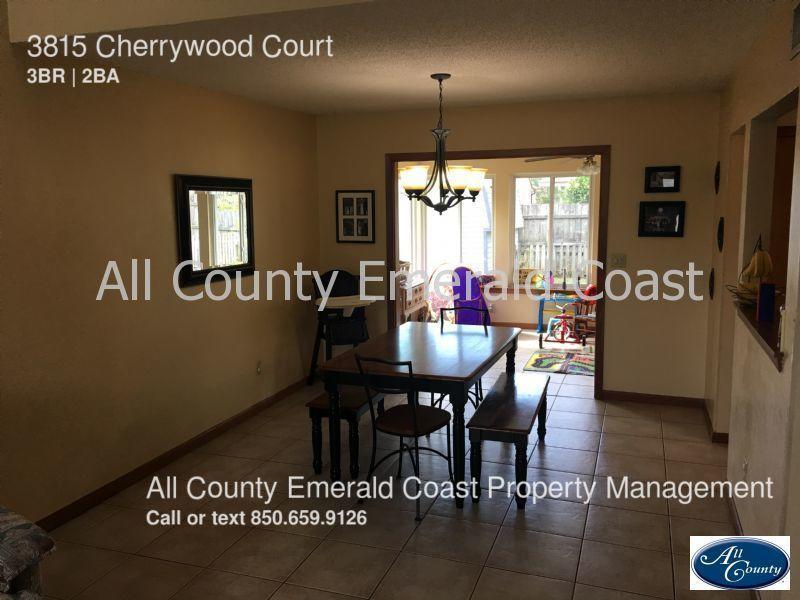 VALPARAISO PINECREST 3 - Residential Lease