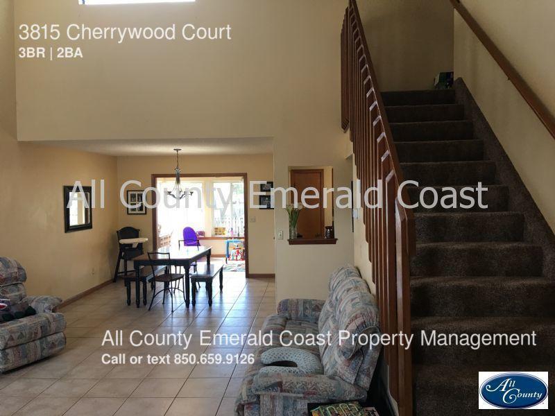 VALPARAISO PINECREST 3 - Residential Lease