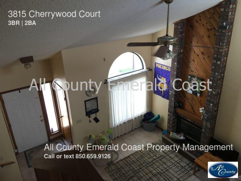 VALPARAISO PINECREST 3 - Residential Lease