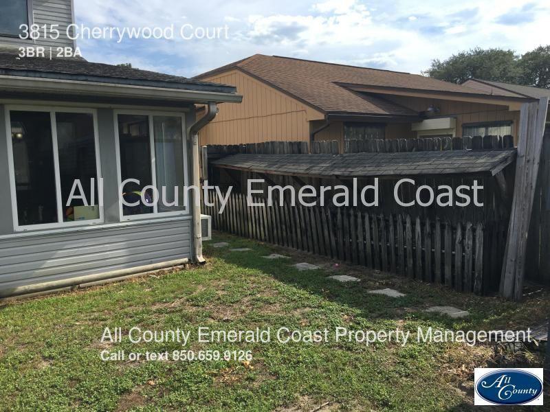 VALPARAISO PINECREST 3 - Residential Lease