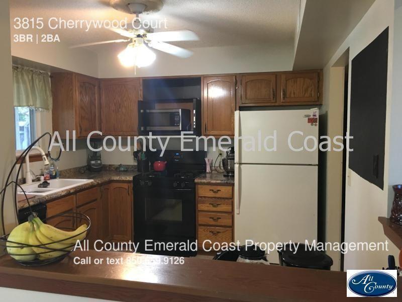 VALPARAISO PINECREST 3 - Residential Lease