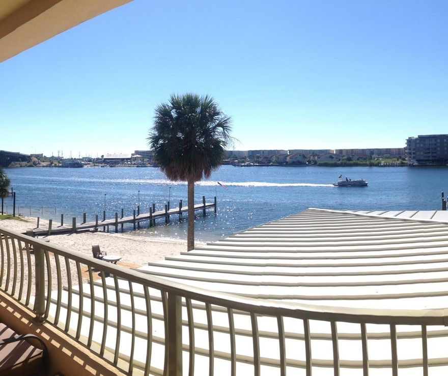2nd floor waterfront unit located downtown. Walk to The Landing for events. Large balcony, fireplace, granite contertops, tile living areas,