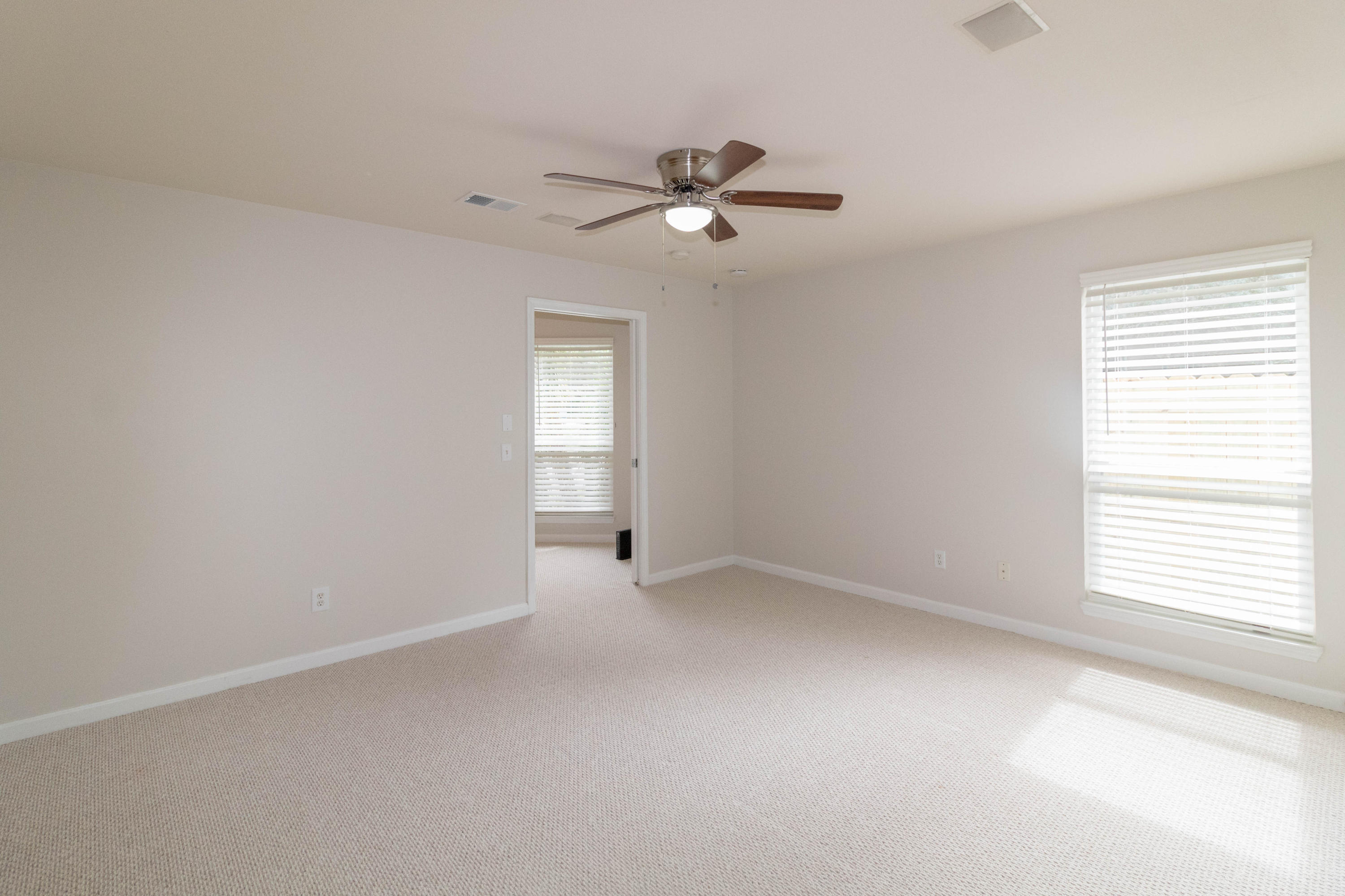 EASTERN LAKE S/D - Residential Lease