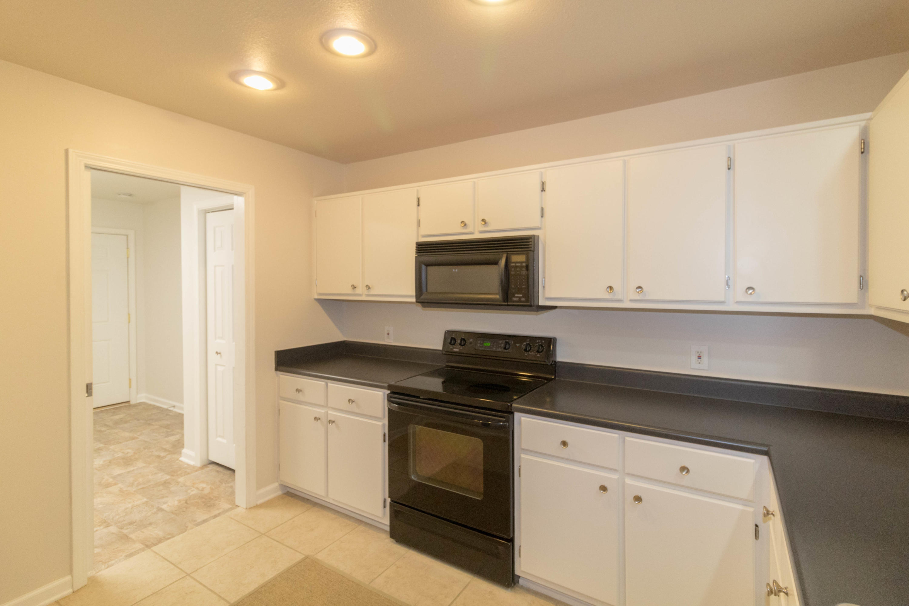 EASTERN LAKE S/D - Residential Lease