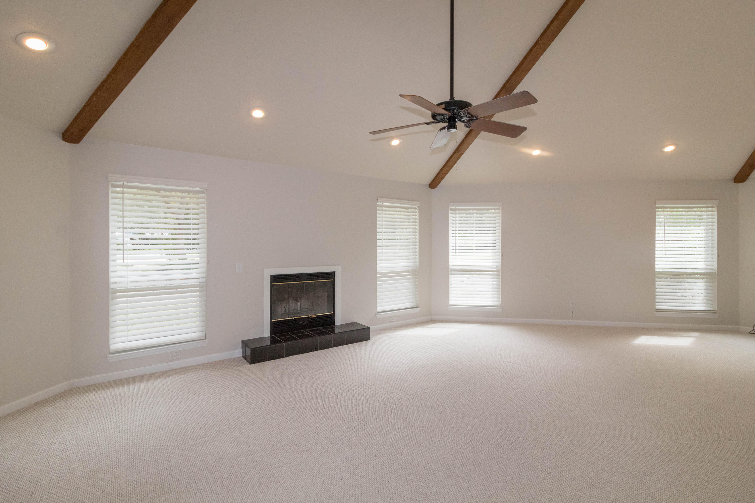 EASTERN LAKE S/D - Residential Lease