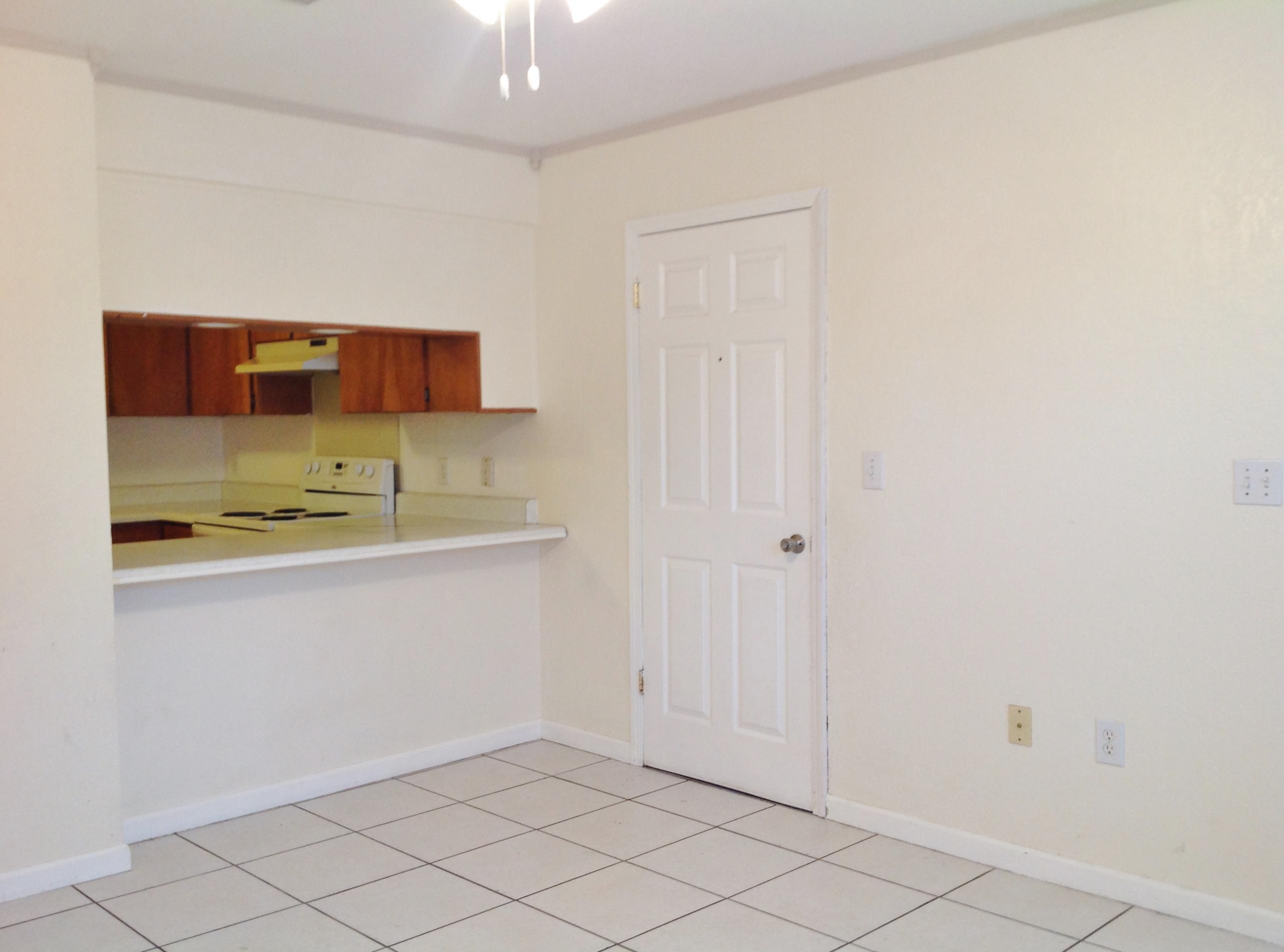 VALPARAISO PINECREST 6 - Residential