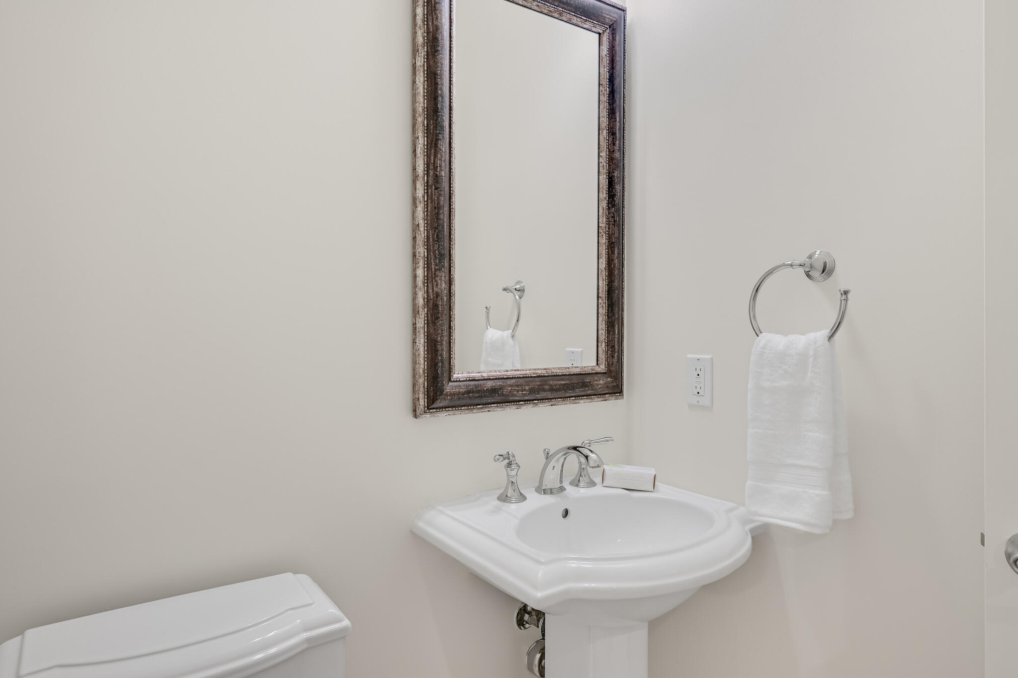 ONE WATER PLACE - Residential