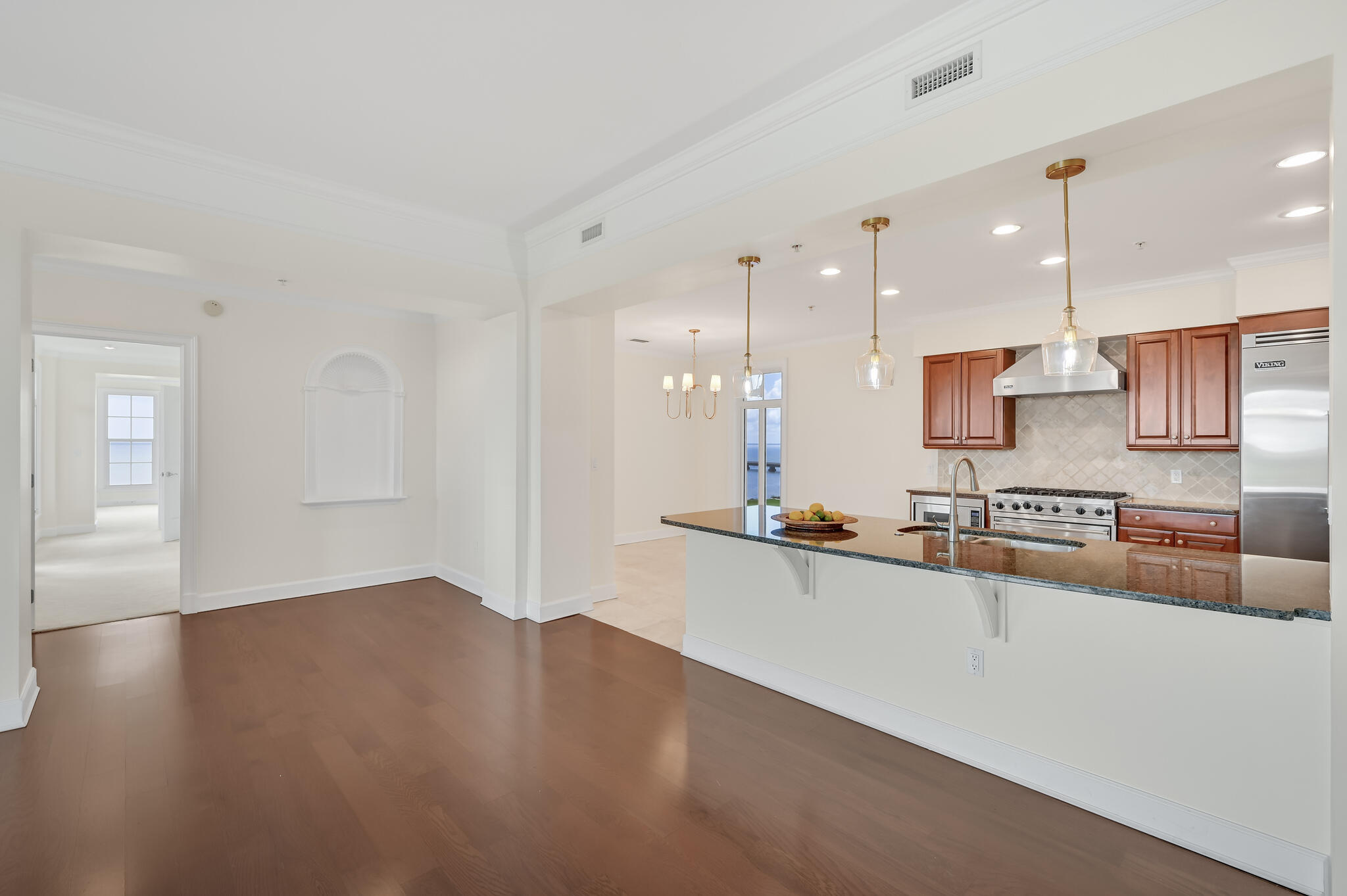 ONE WATER PLACE - Residential