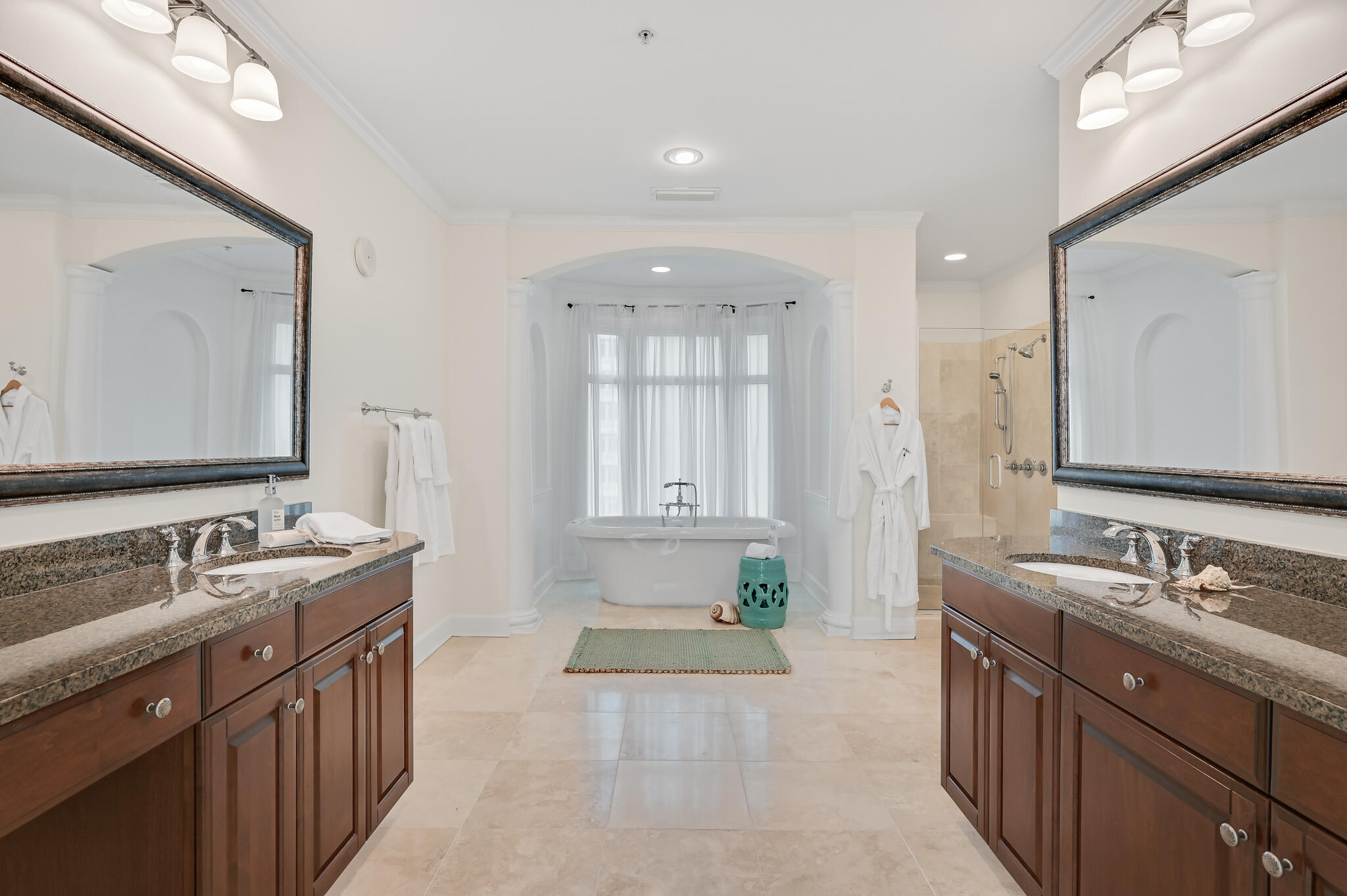 ONE WATER PLACE - Residential