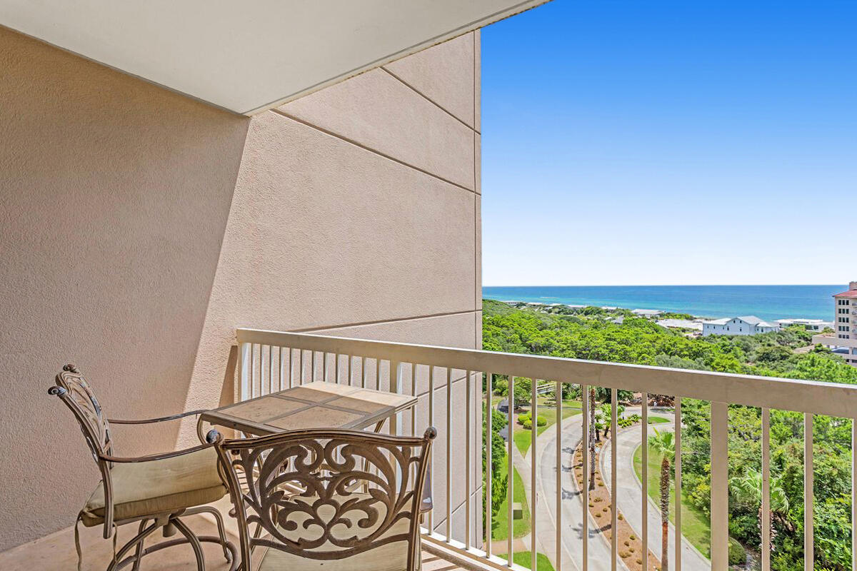 SUMMIT AT TOPS'L (THE) - Residential