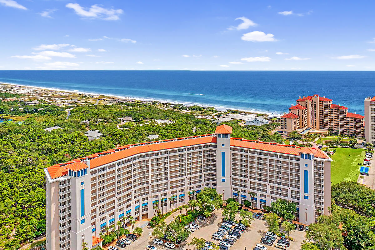 SUMMIT AT TOPS'L (THE) - Residential